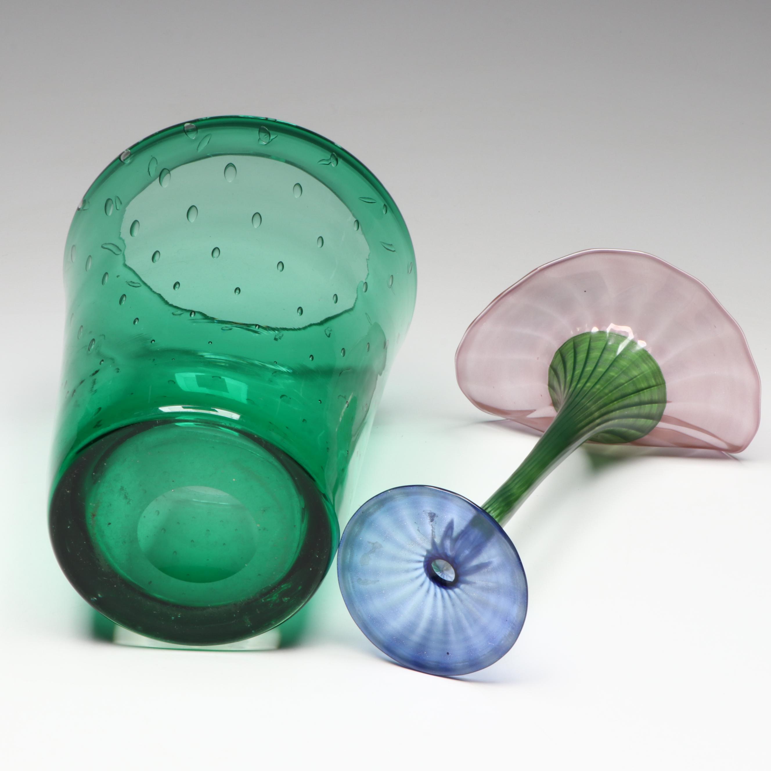 Carl Erickson Controlled Bubble Green Glass Vase with Studio Art Vase and Couple