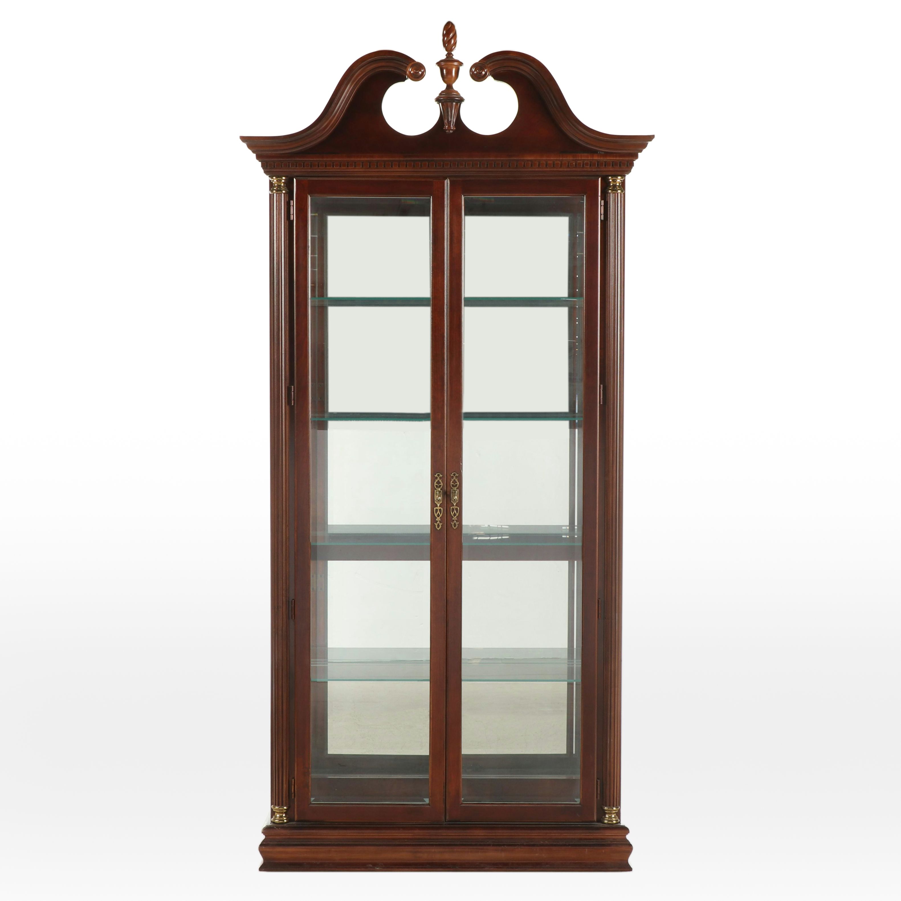 Pulaski Furniture Co. Federal Style Mahogany Display Cabinet, Late 20th Century
