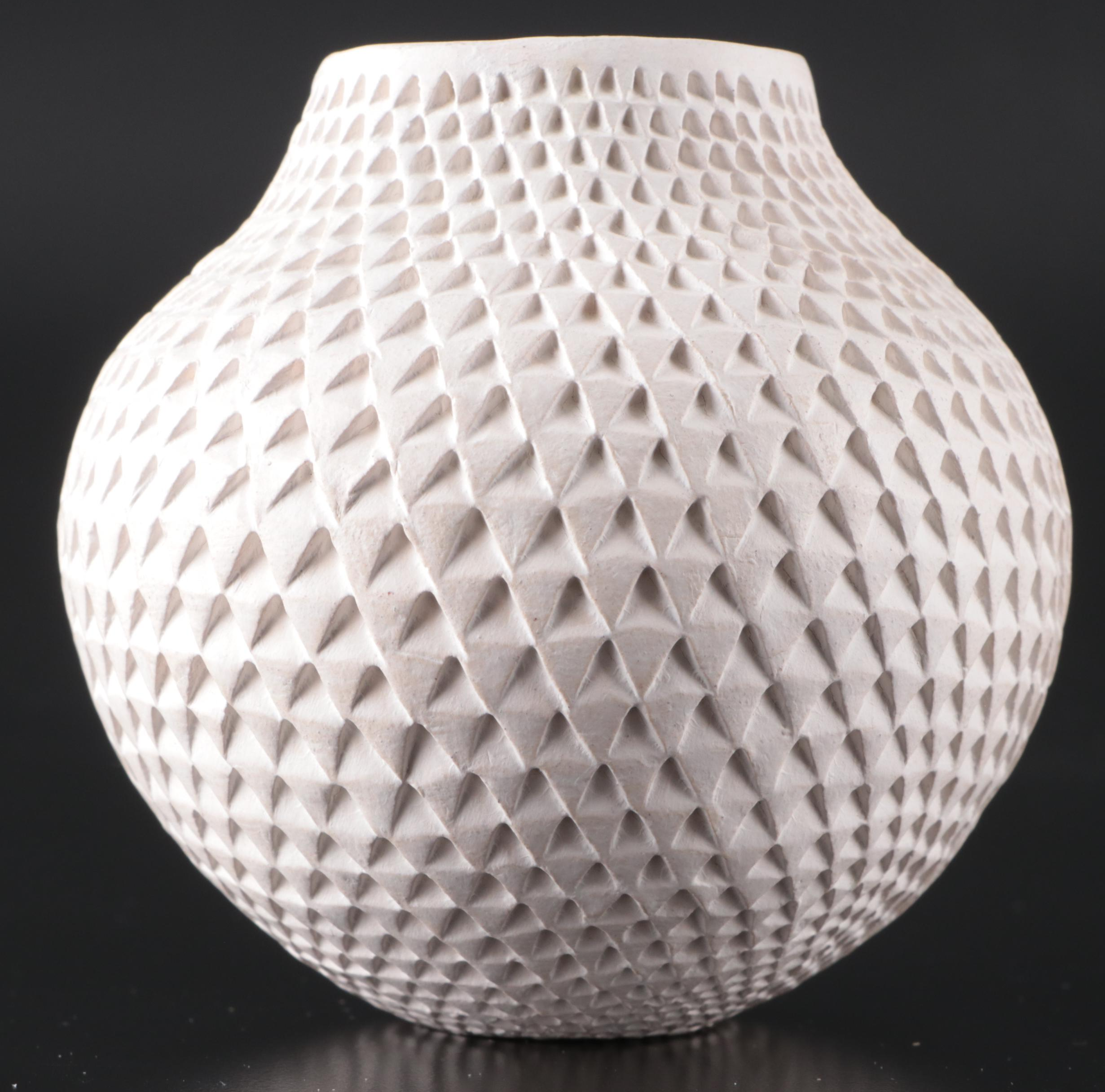 Lilly Maria Salvador Acoma Pueblo Pottery Incised Olla