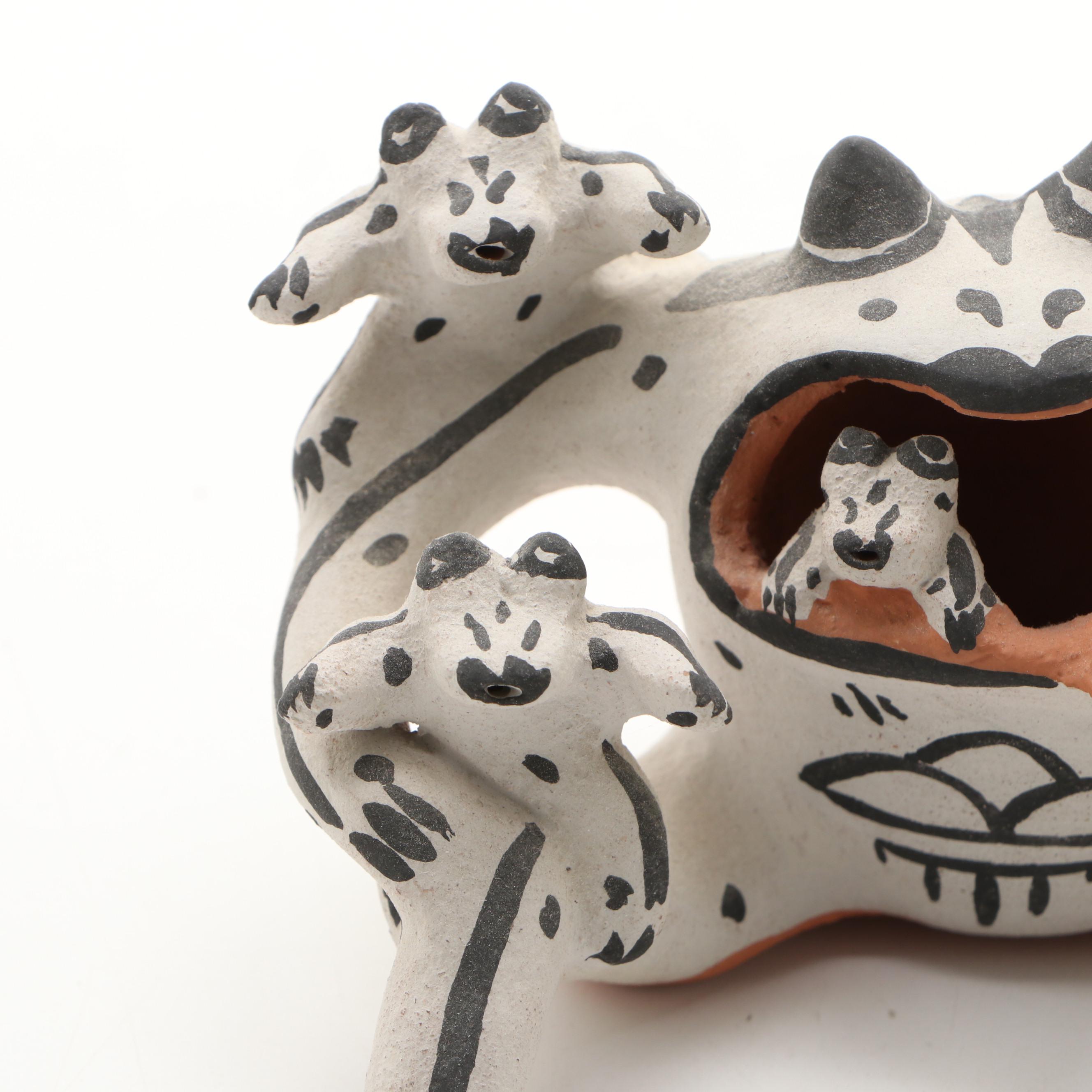 Martha Arquero Cochiti Pueblo Pottery Frog Storyteller