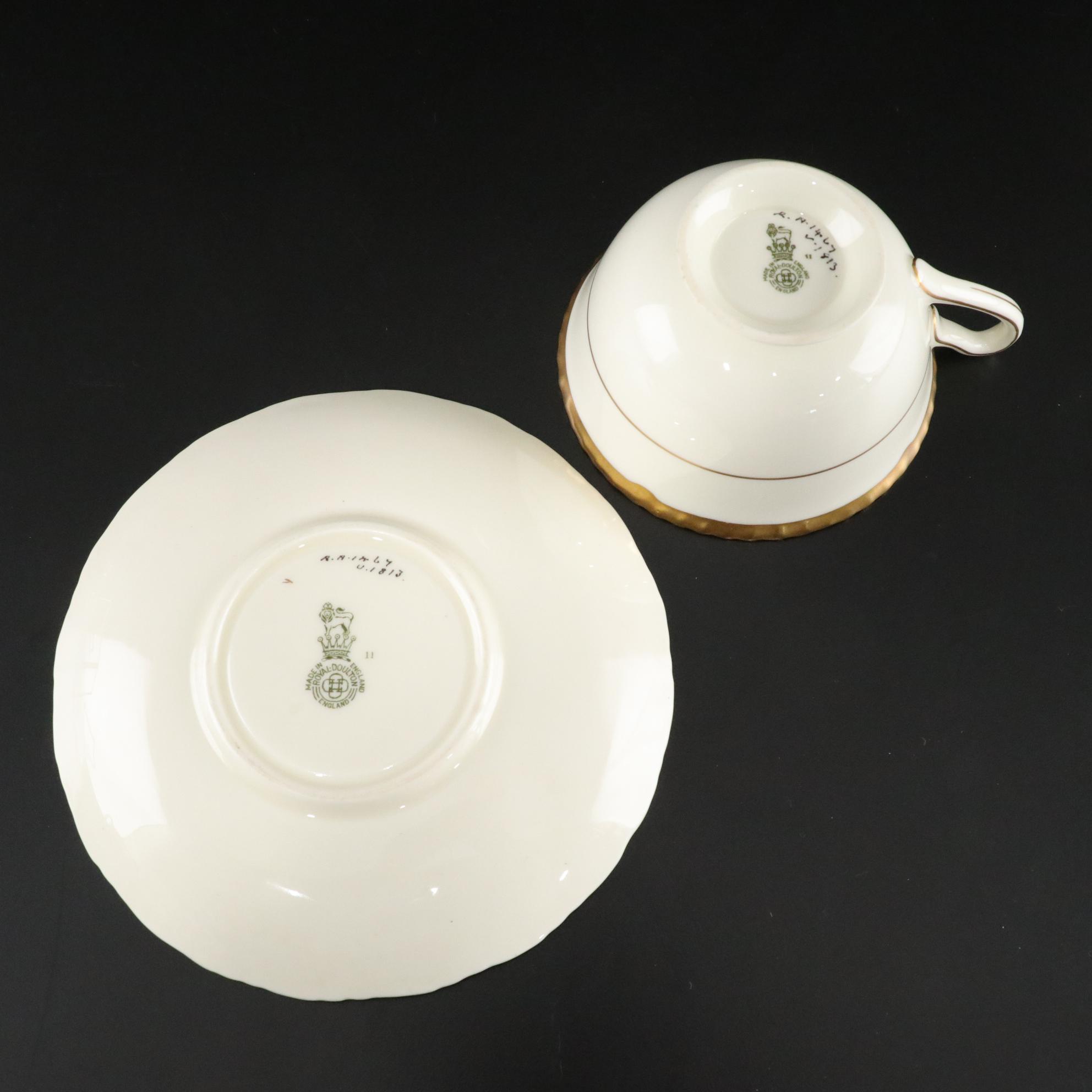 Royal Doulton "Chantilly" Six-Piece Dinner Service for Four Diners
