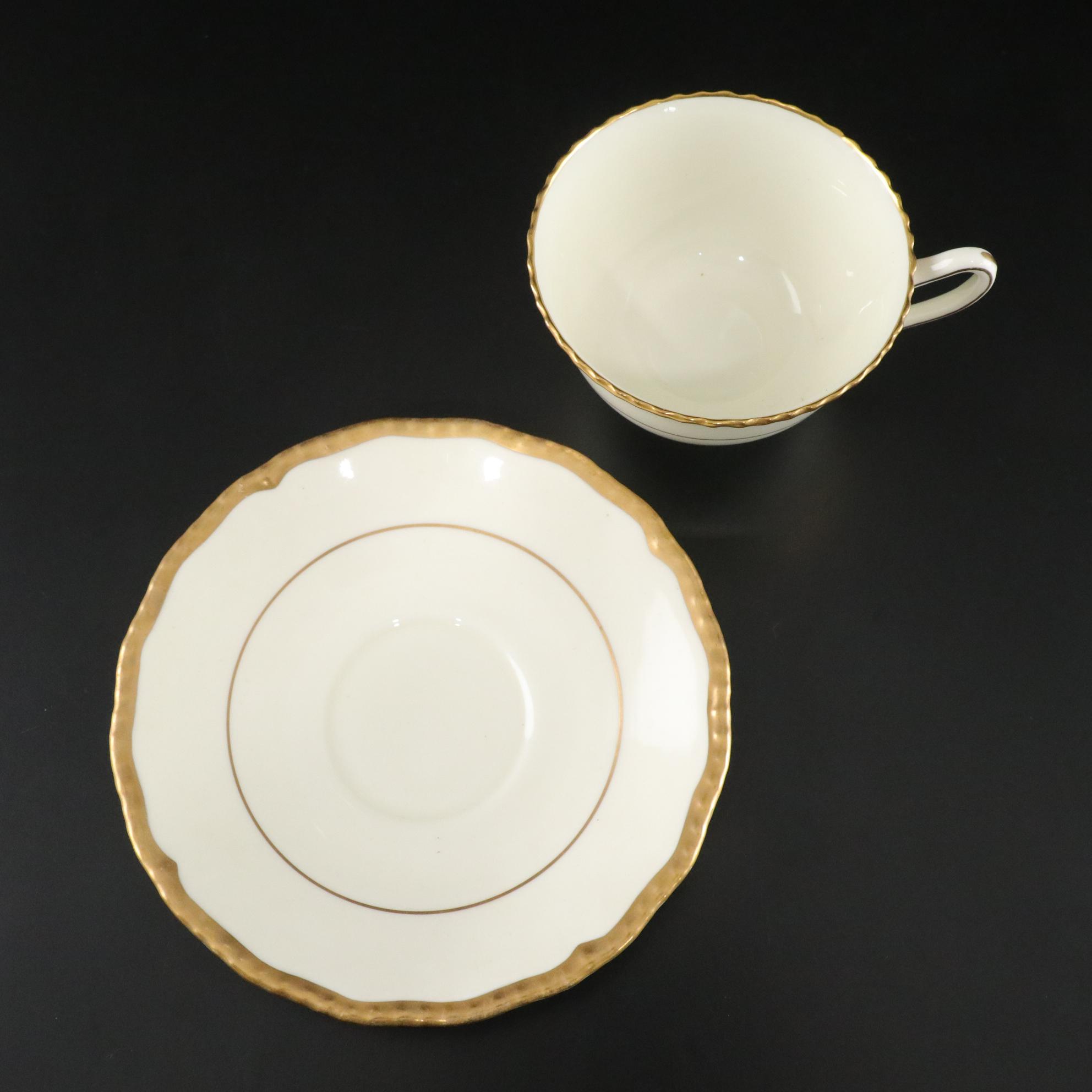 Royal Doulton "Chantilly" Five-Piece Dinner Service for Four Diners