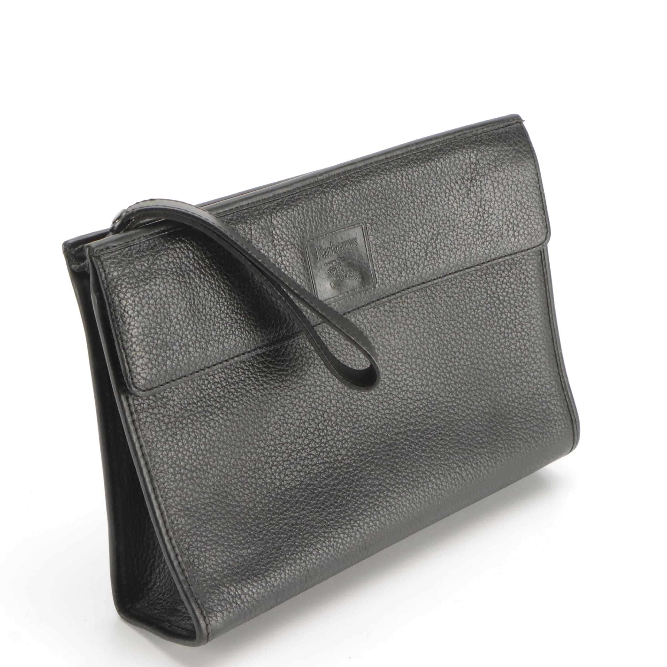 Burberrys Black Grain Leather Zip Clutch Wristlet with Haymarket Check Lining