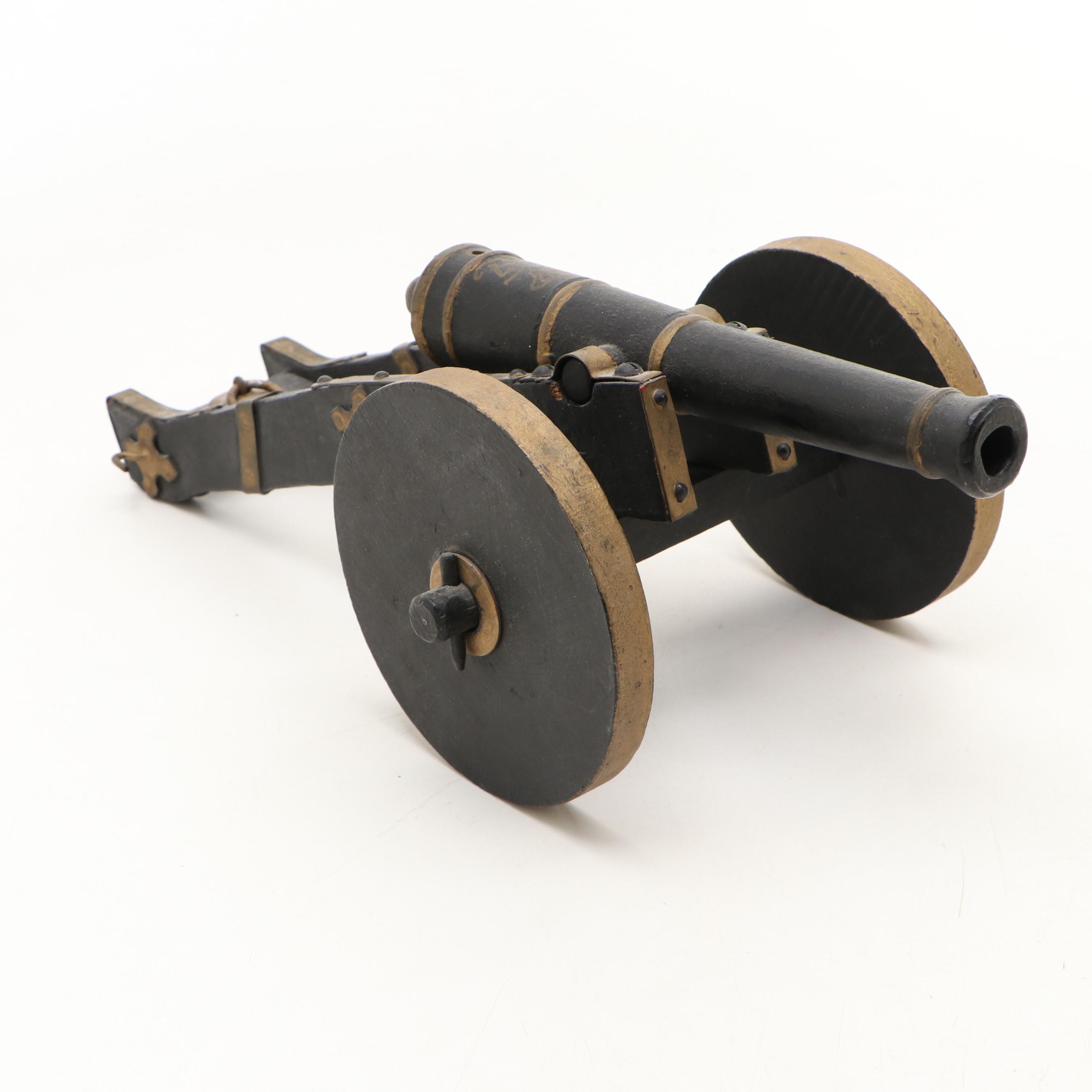 Virginia Metalcrafters Brass Hessian Soldier Bookends with Cannon and Lock