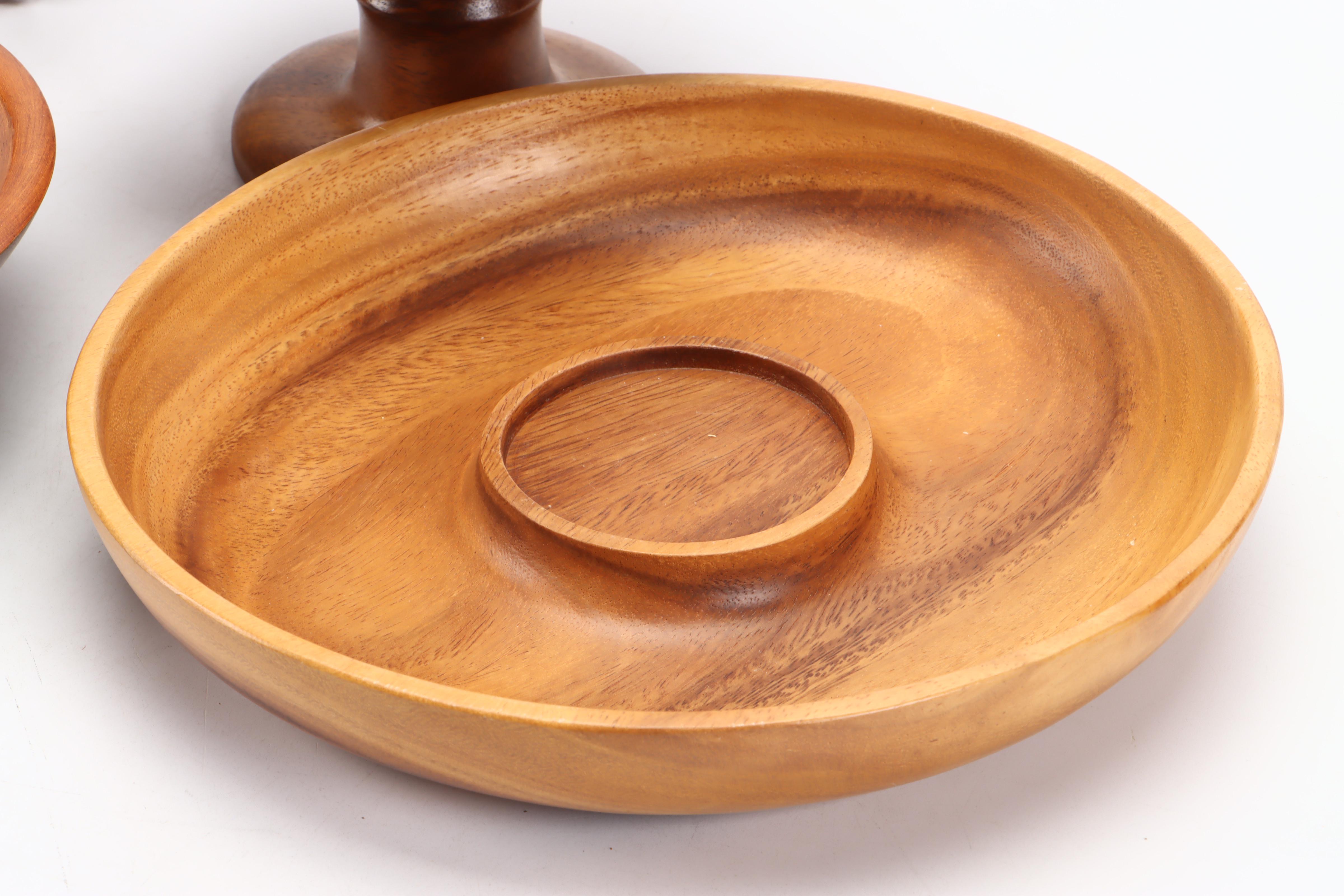 Munising Footed Bowl with Other Wooden Serving Pieces, Mid to Late 20th Century