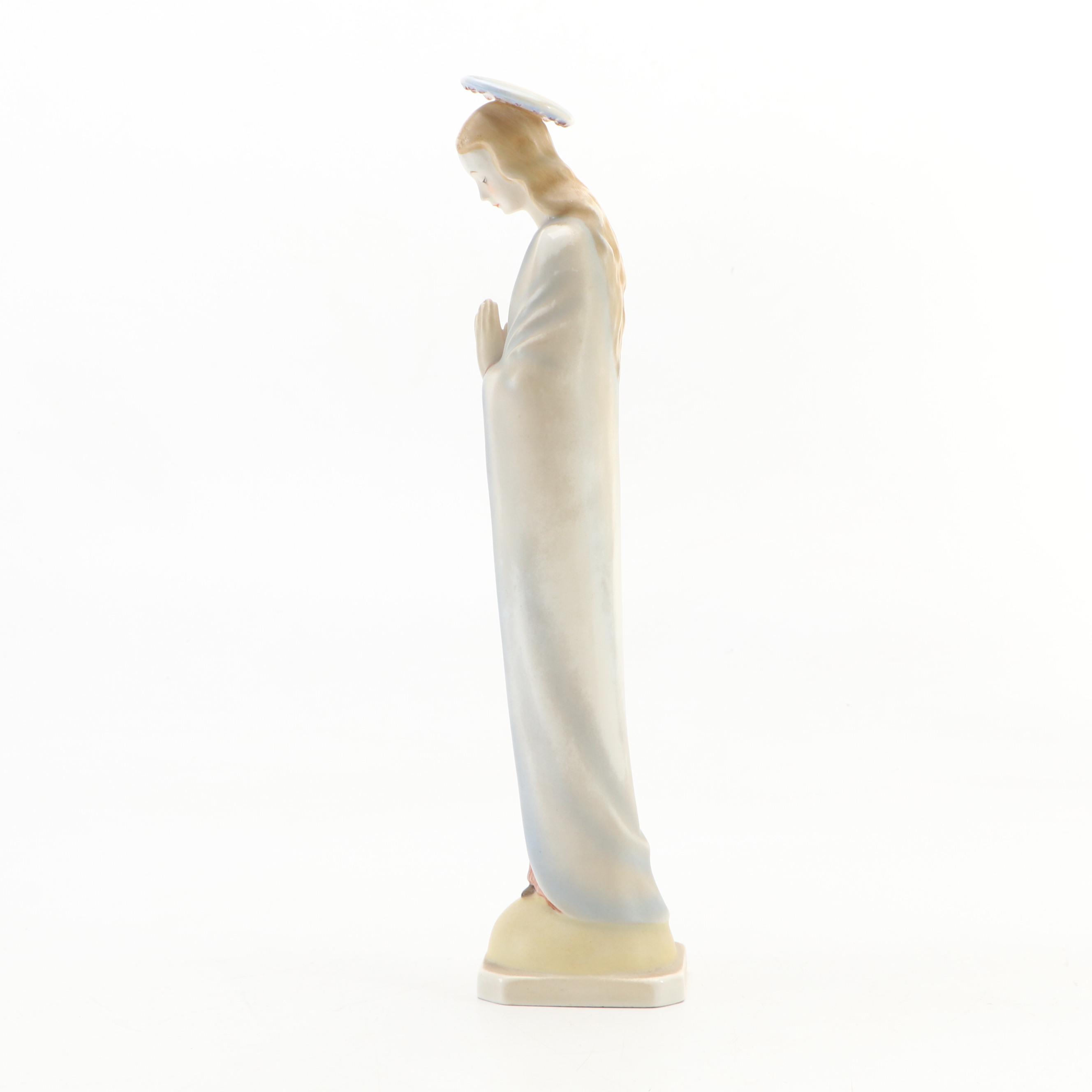 Goebel Porcelain Praying Madonna Hummel Figurine, Mid-20th Century