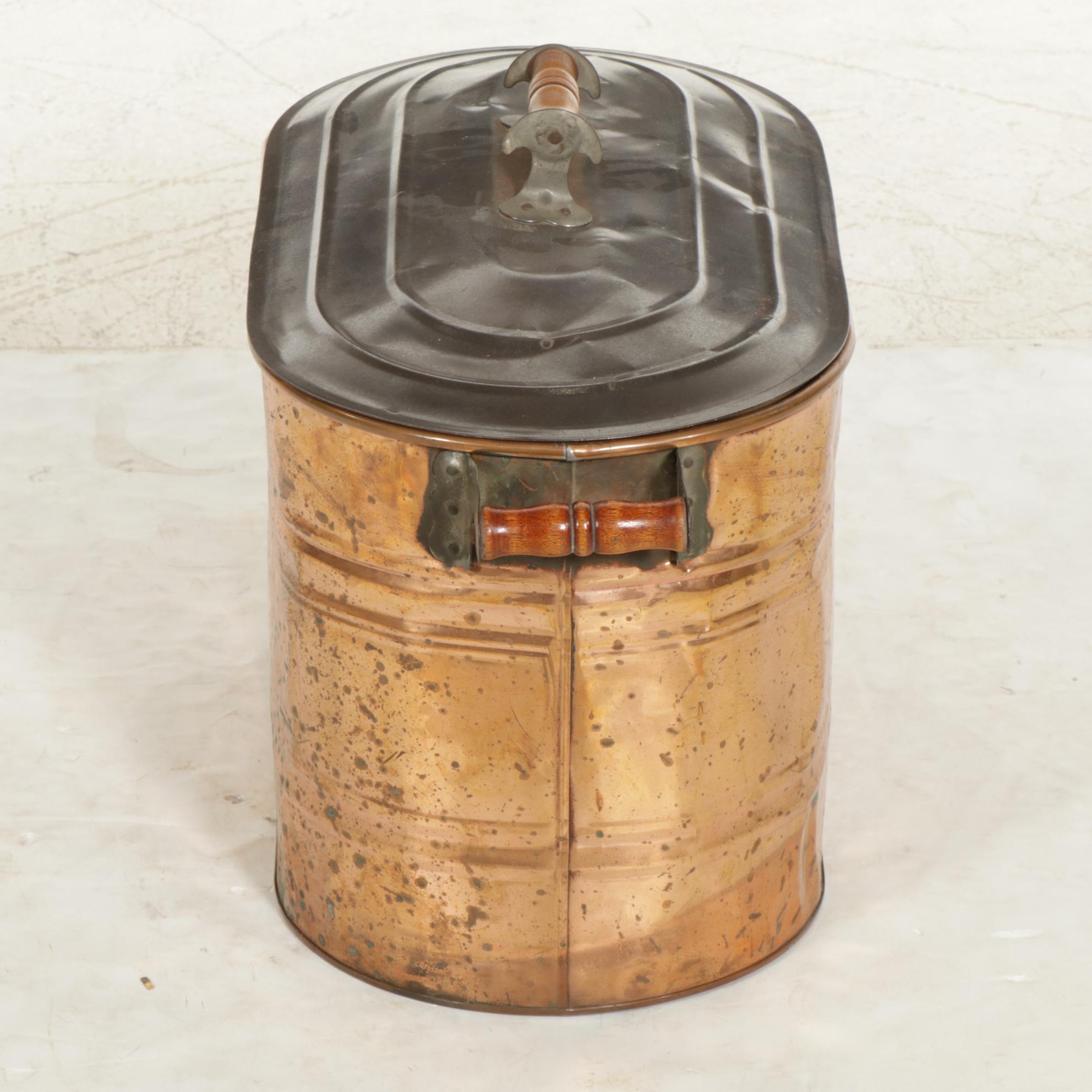 Oval Copper Boiling Pot with Metal Lid, Early 20th Century