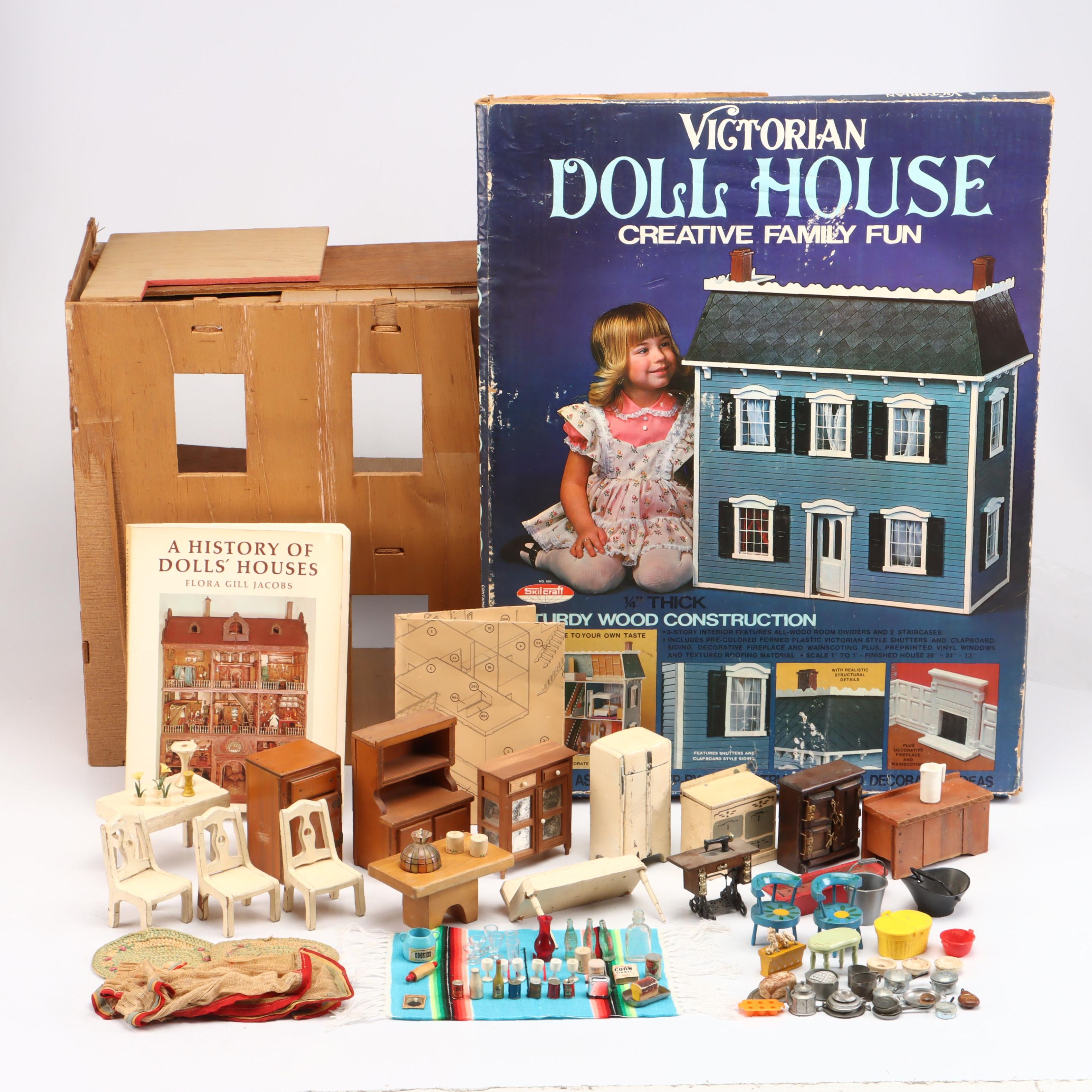 Skilcraft Victorian Wooden Dollhouse with Accessories and Dollhouse History Book