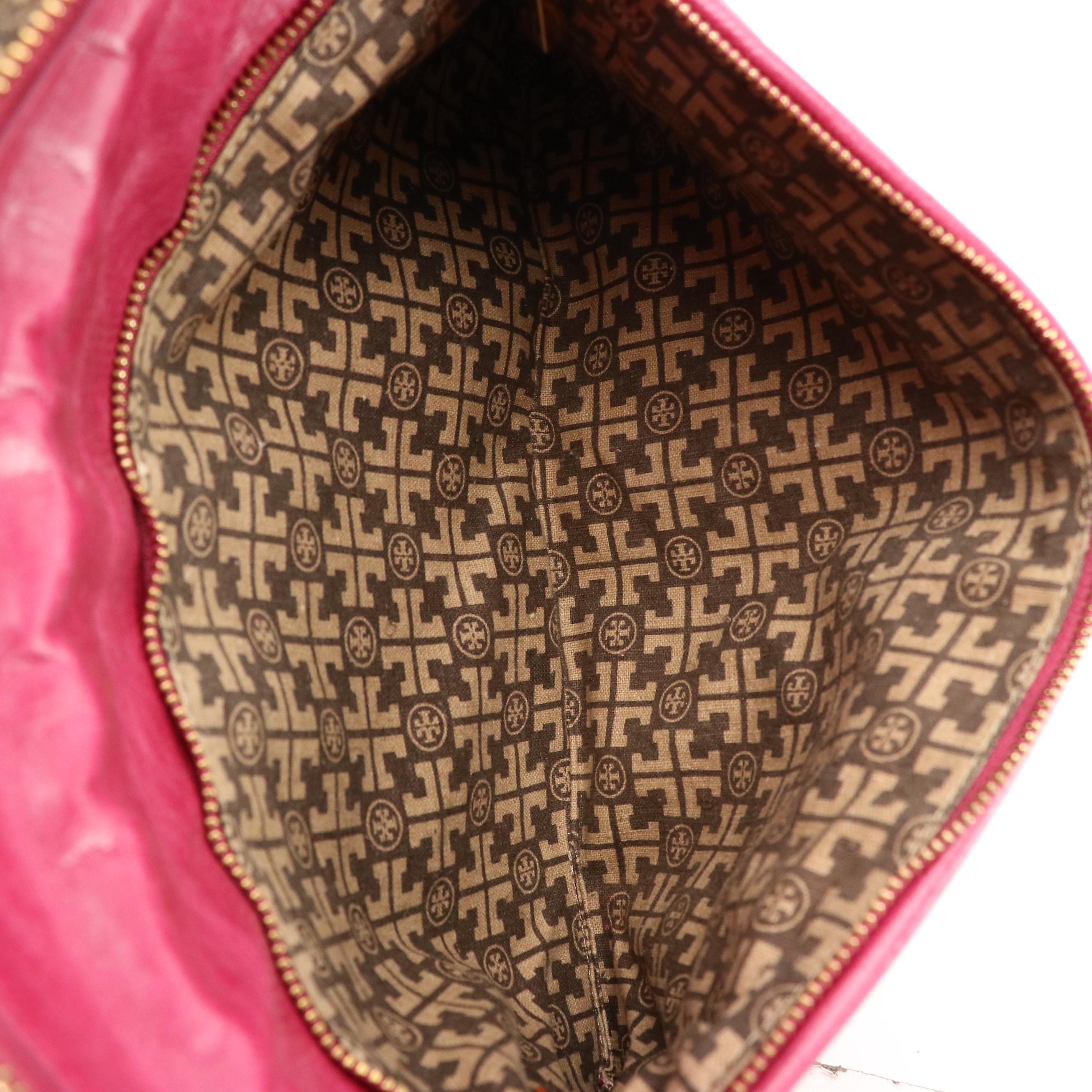 Tory Burch Magenta Leather Bombe Reva Clutch with Chain Strap