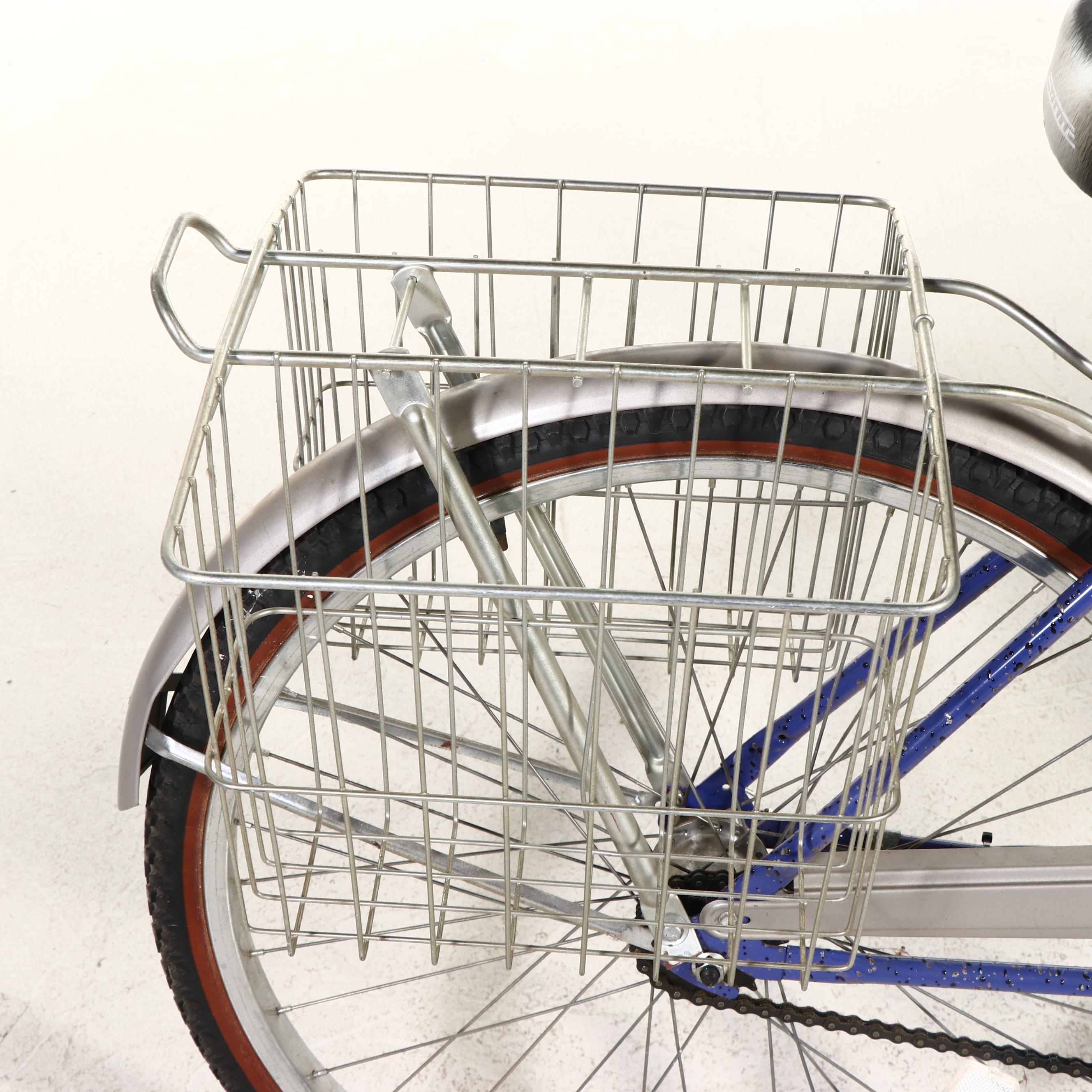 Huffy St. Croix 3-Speed Cruiser Bicycle with Schwinn Seat and Basket