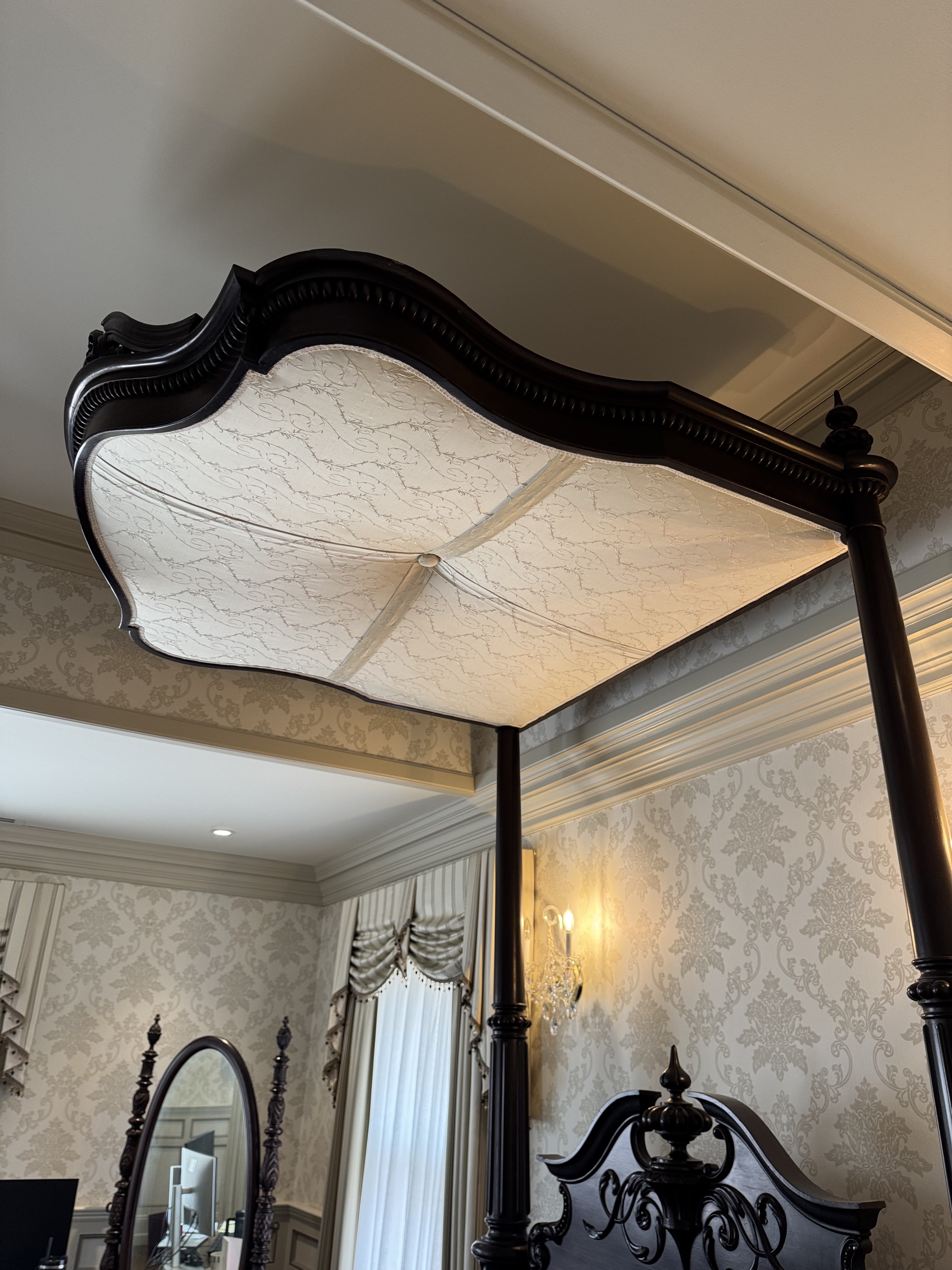 Prudent Mallard Victorian Rosewood Three-Quarter Tester Bed, Mid-19th Century