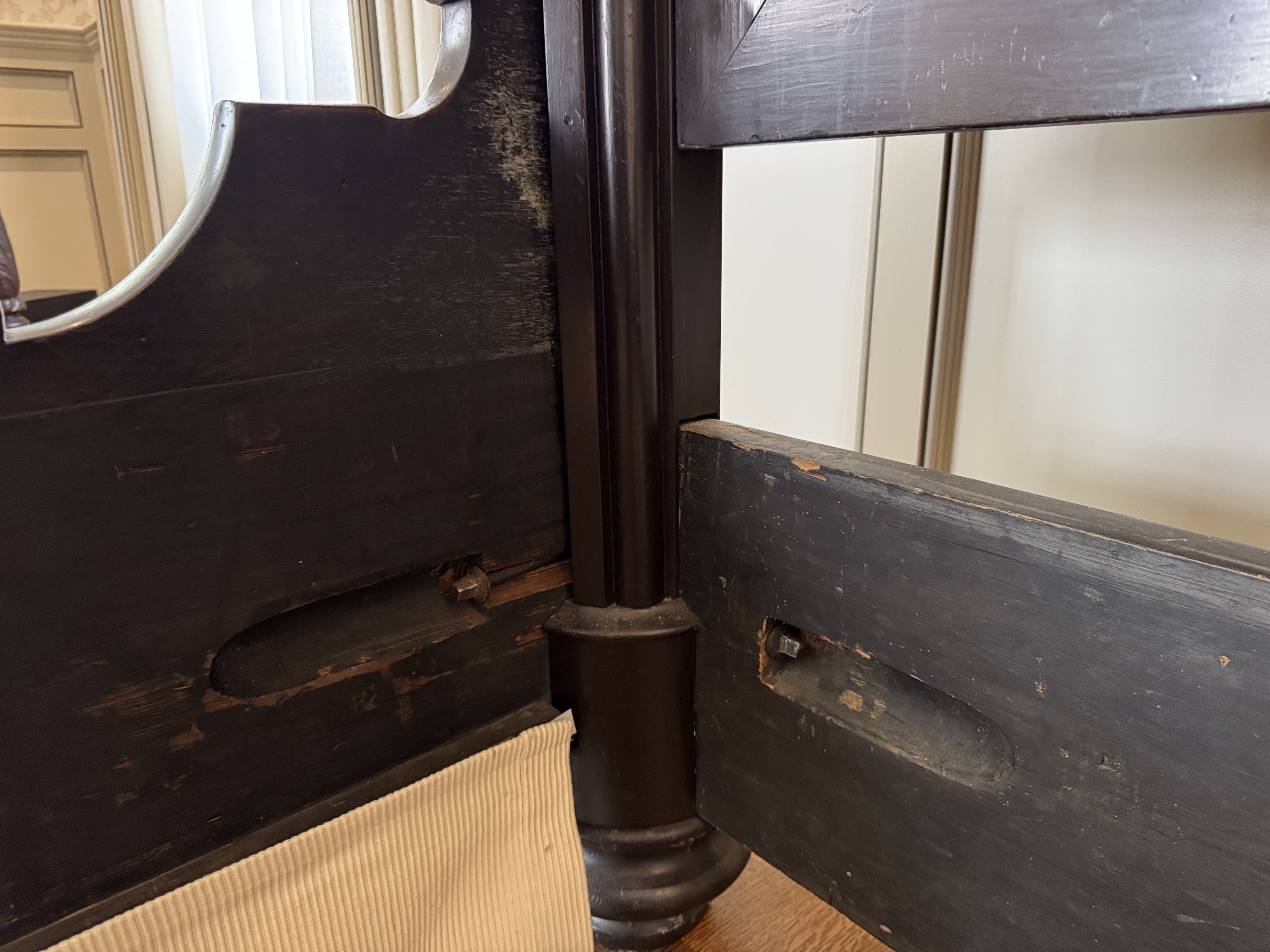 Prudent Mallard Victorian Rosewood Three-Quarter Tester Bed, Mid-19th Century