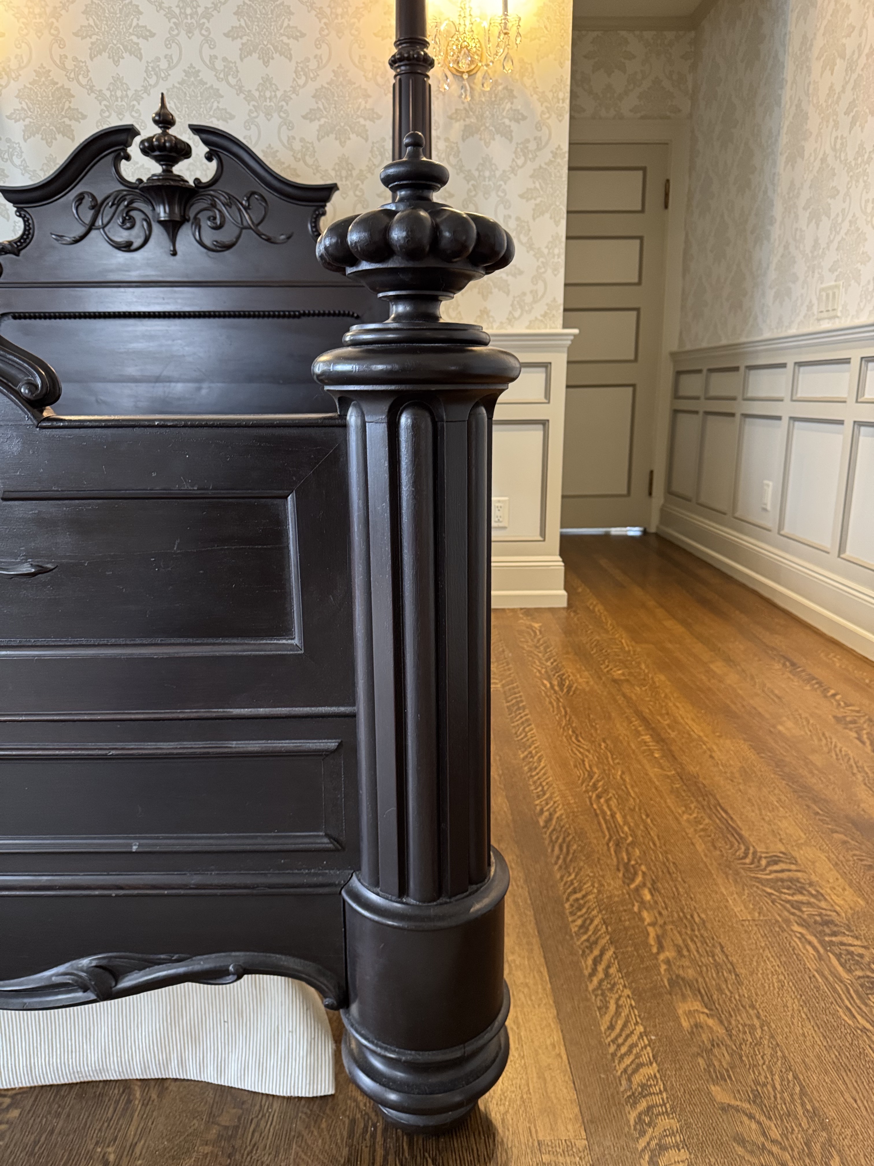 Prudent Mallard Victorian Rosewood Three-Quarter Tester Bed, Mid-19th Century