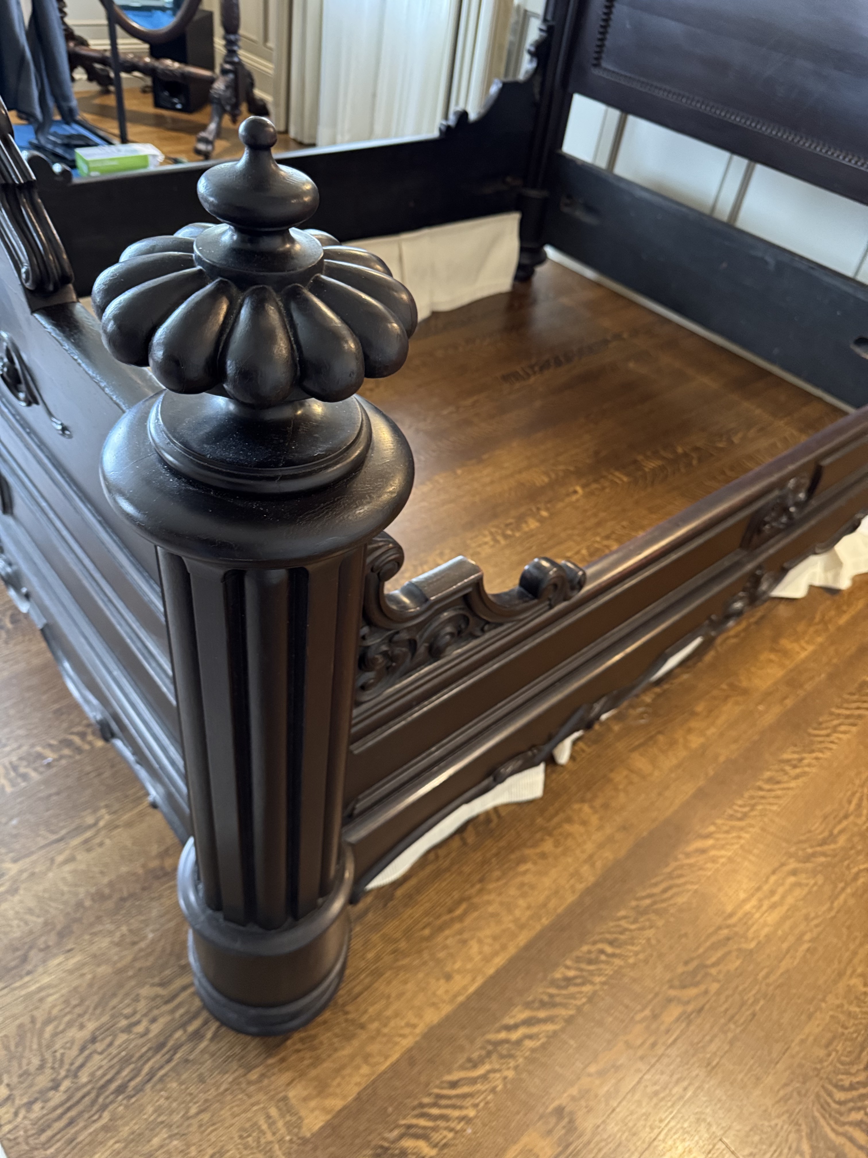 Prudent Mallard Victorian Rosewood Three-Quarter Tester Bed, Mid-19th Century