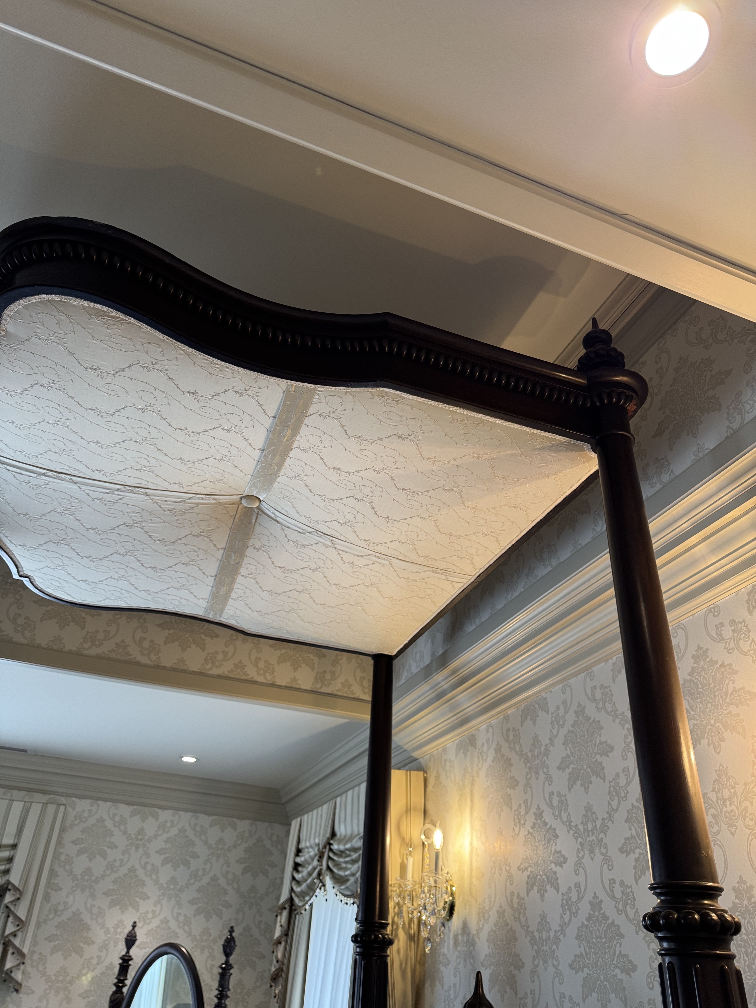 Prudent Mallard Victorian Rosewood Three-Quarter Tester Bed, Mid-19th Century