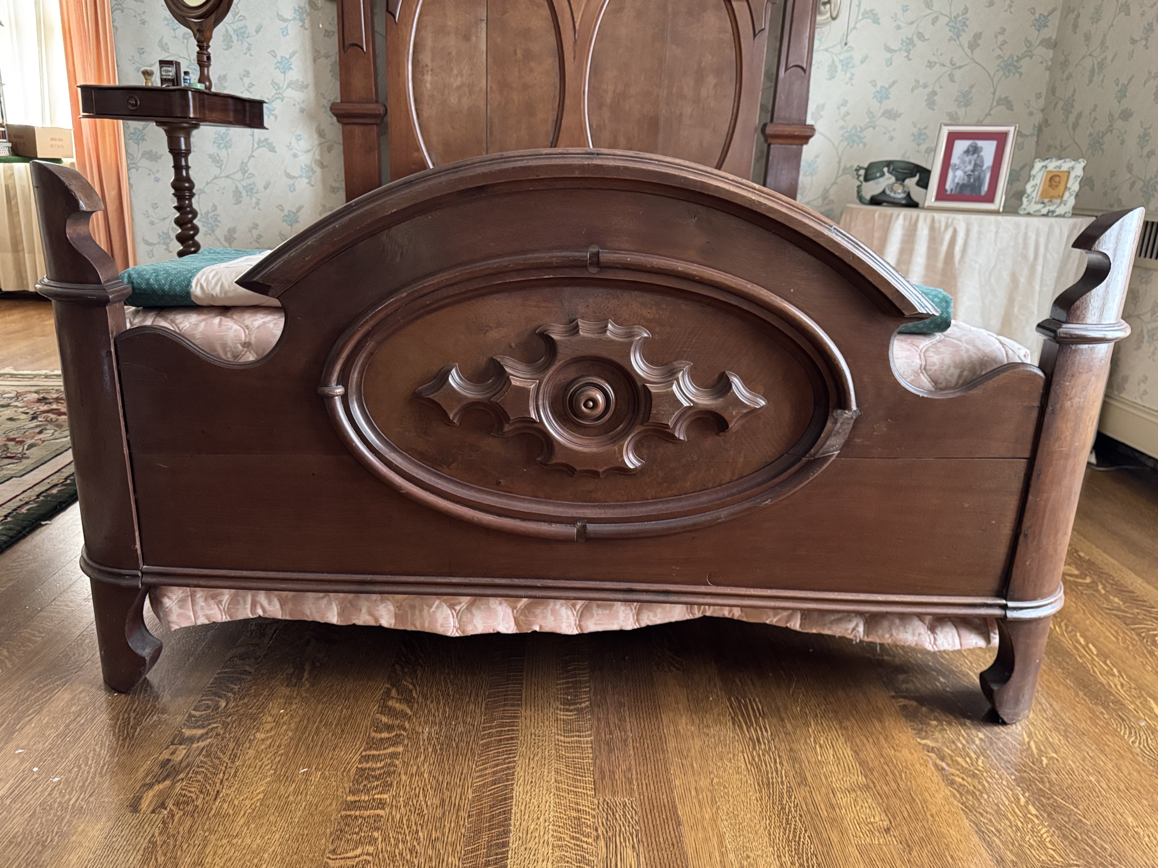 Victorian Renaissance Revival Mahogany Half-Tester Bed Frame, 19th Century