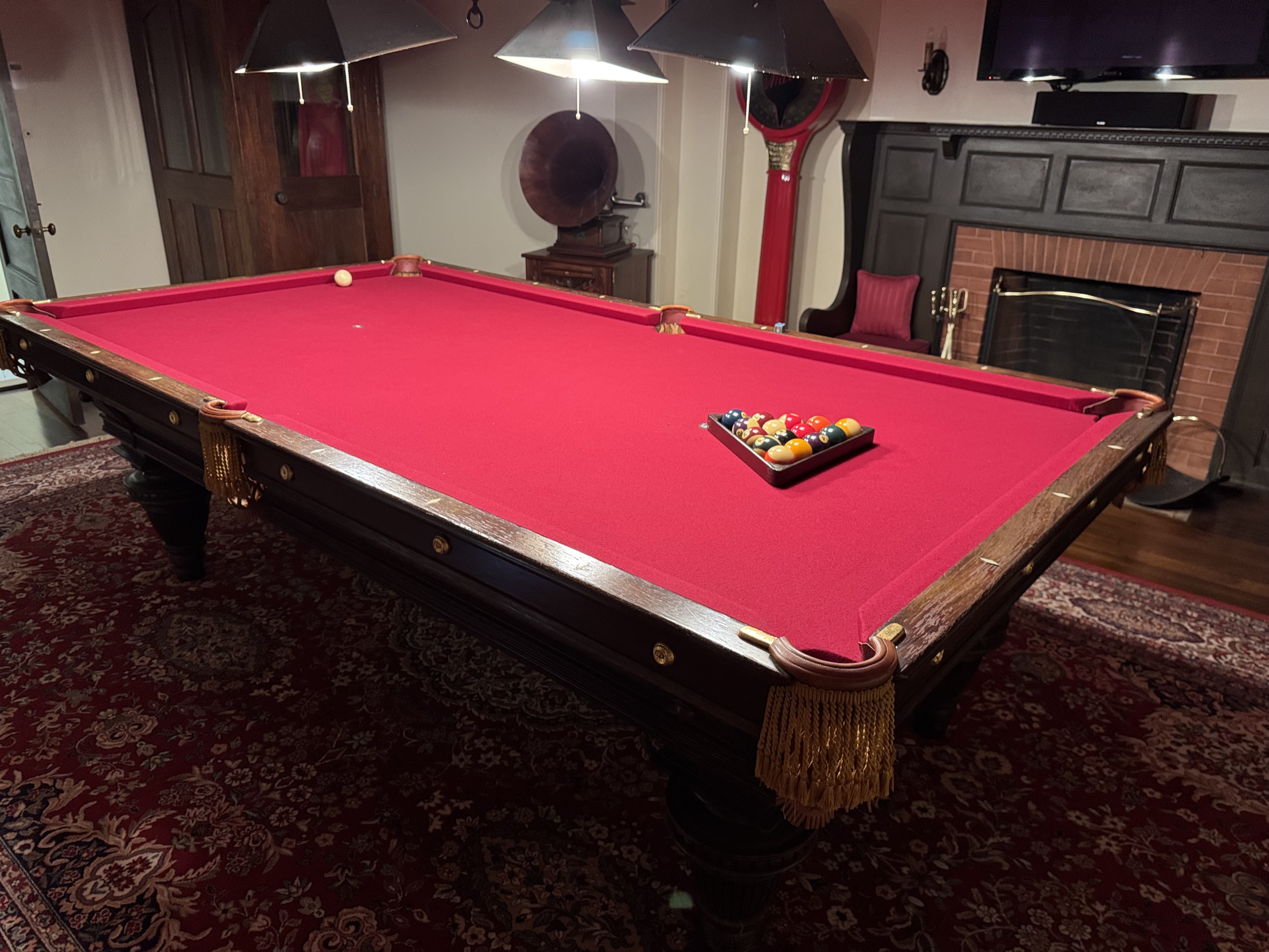 Antique Goodman, Leavitt, Yatter Co. Carved Oak Pool Table