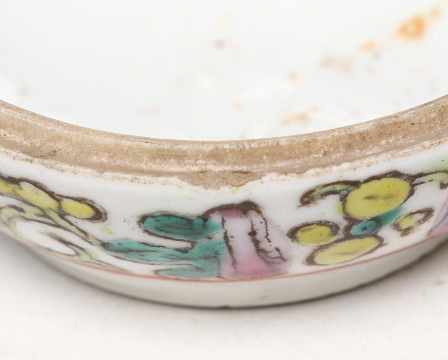 Chinese Porcelain Qing Dynasty Style Lidded Jar