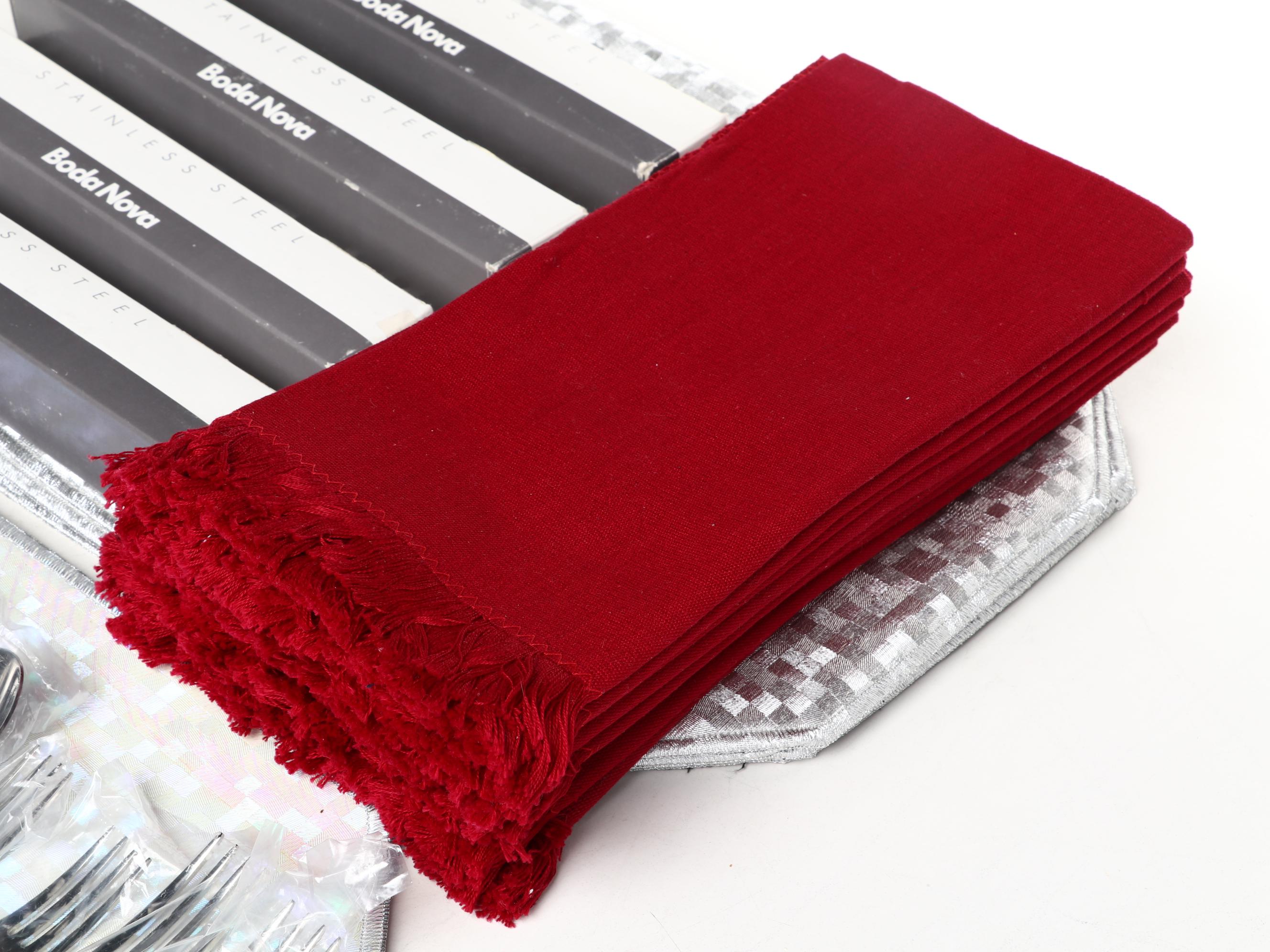 Boda Nova Stainless Steel Flatware with Jorge Santos Napkins and Other Placemats