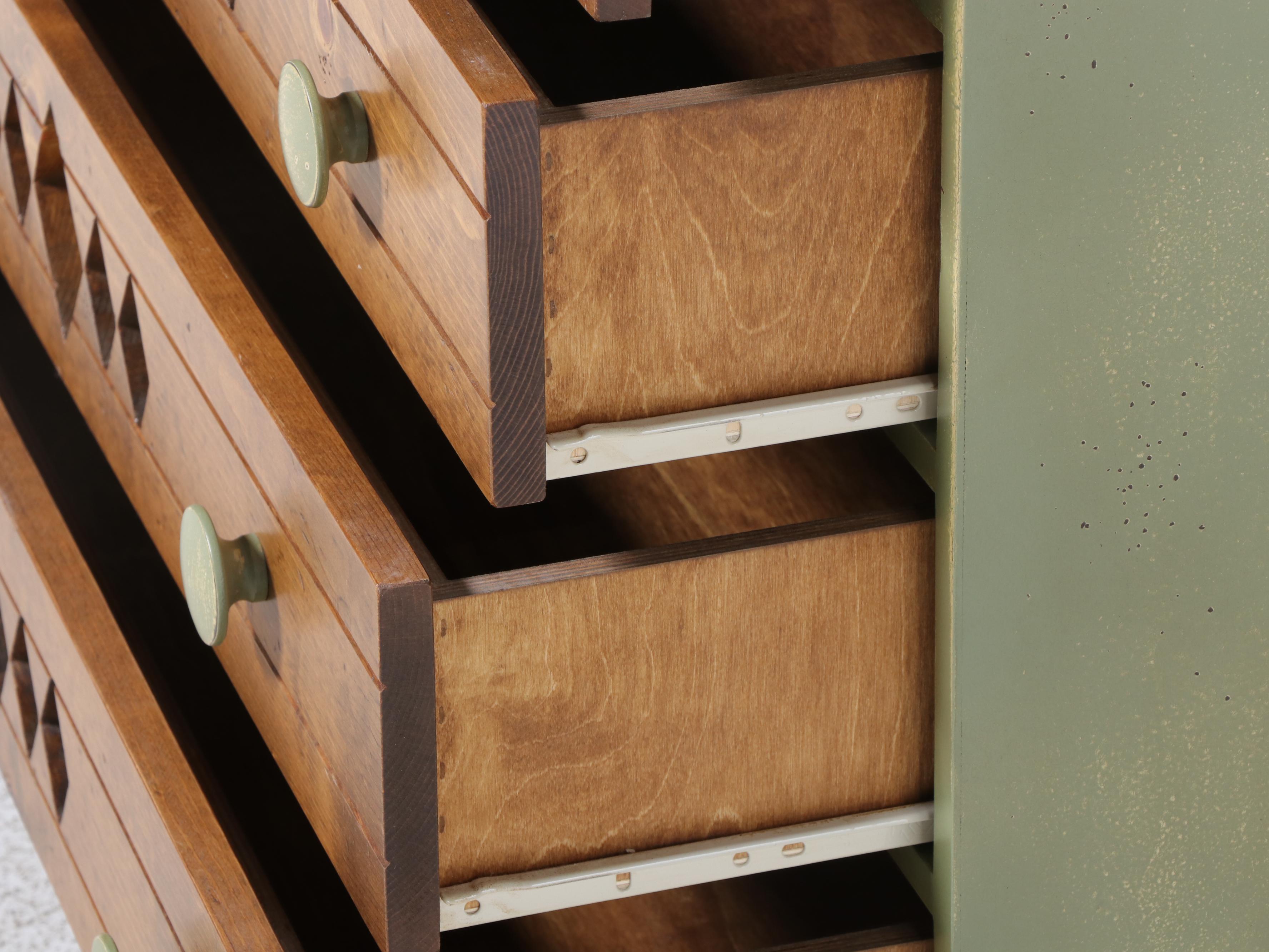 Ron Fisher Furniture Primitive Pine and Green-Painted Four-Drawer Chest