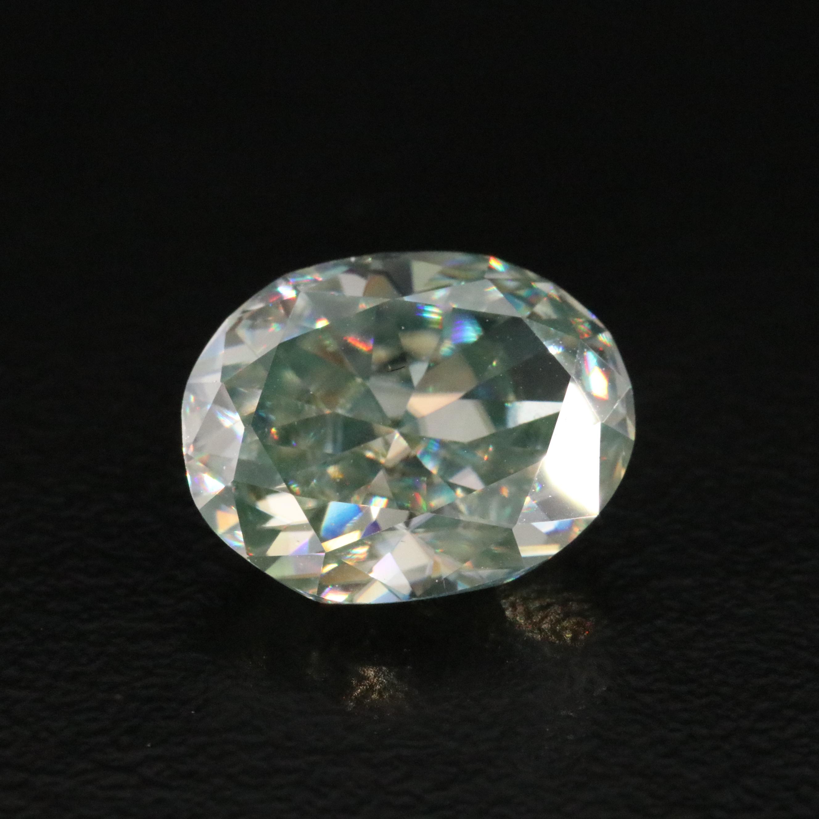 Loose 4.59 CT Moissanite