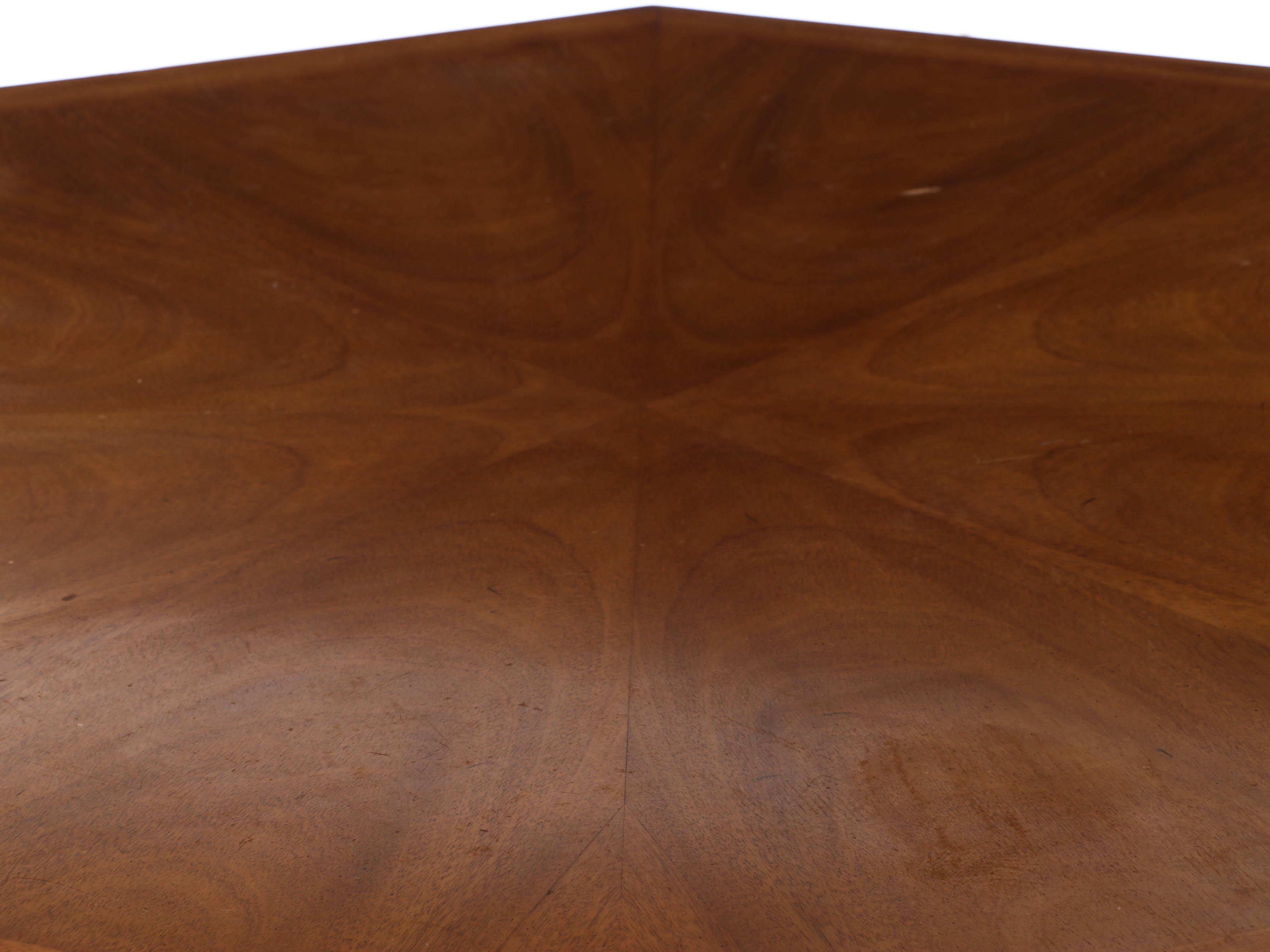 United Furniture Georgian Style Table and Chairs