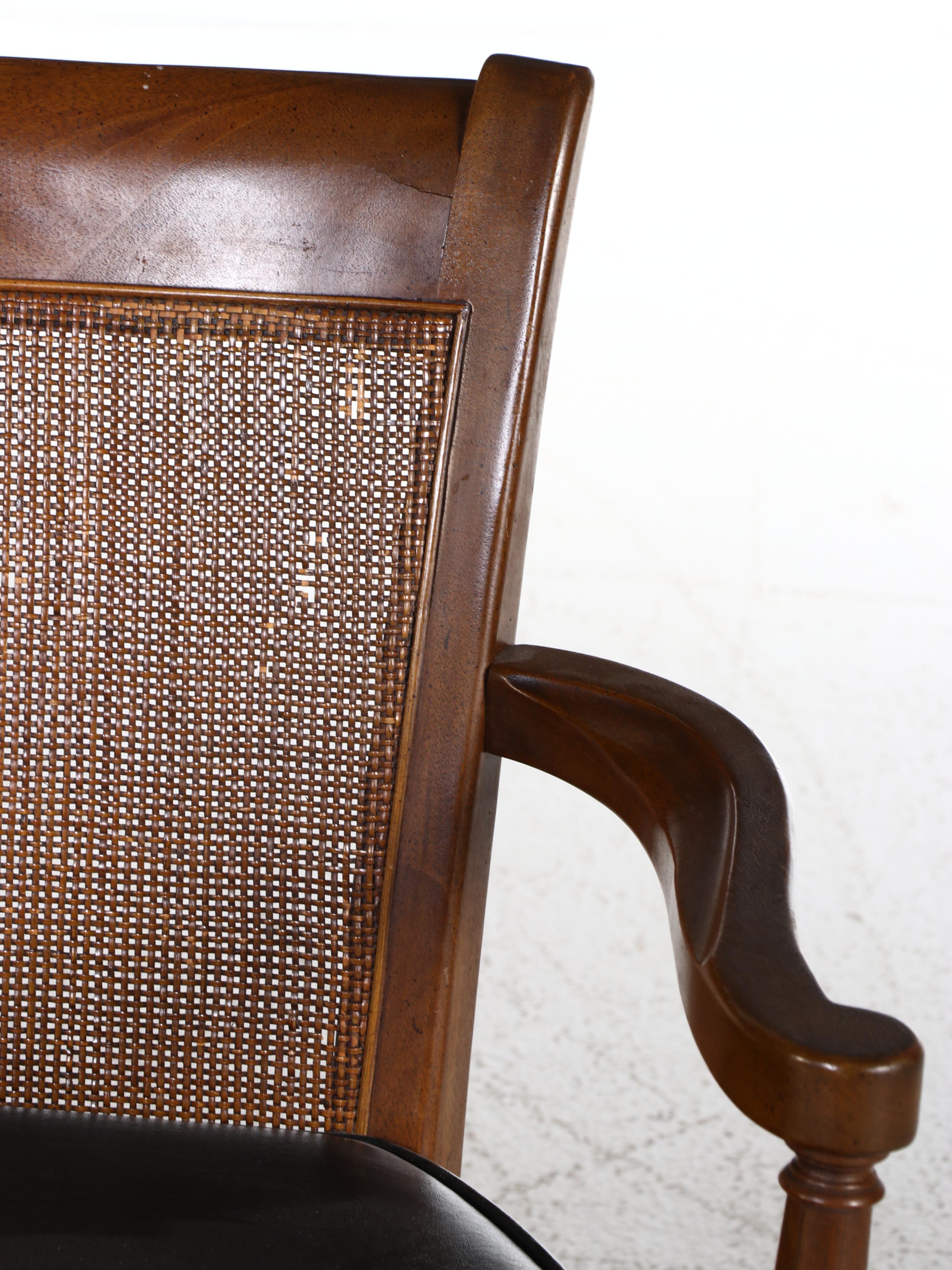 United Furniture Georgian Style Table and Chairs