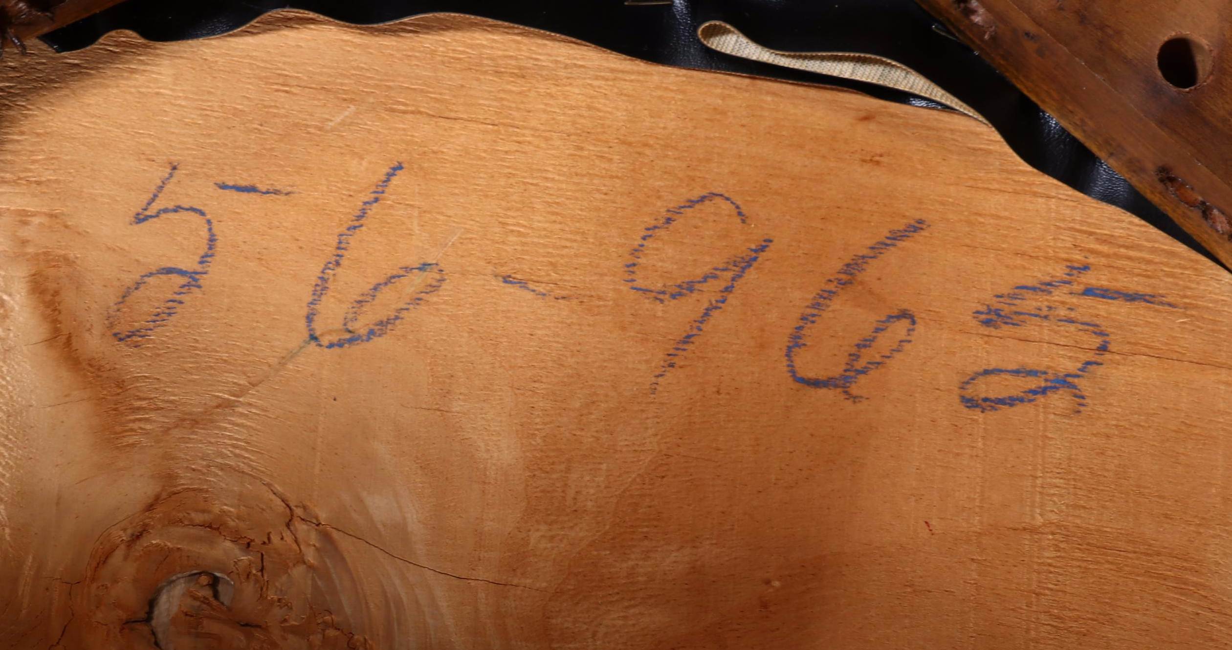 United Furniture Georgian Style Table and Chairs