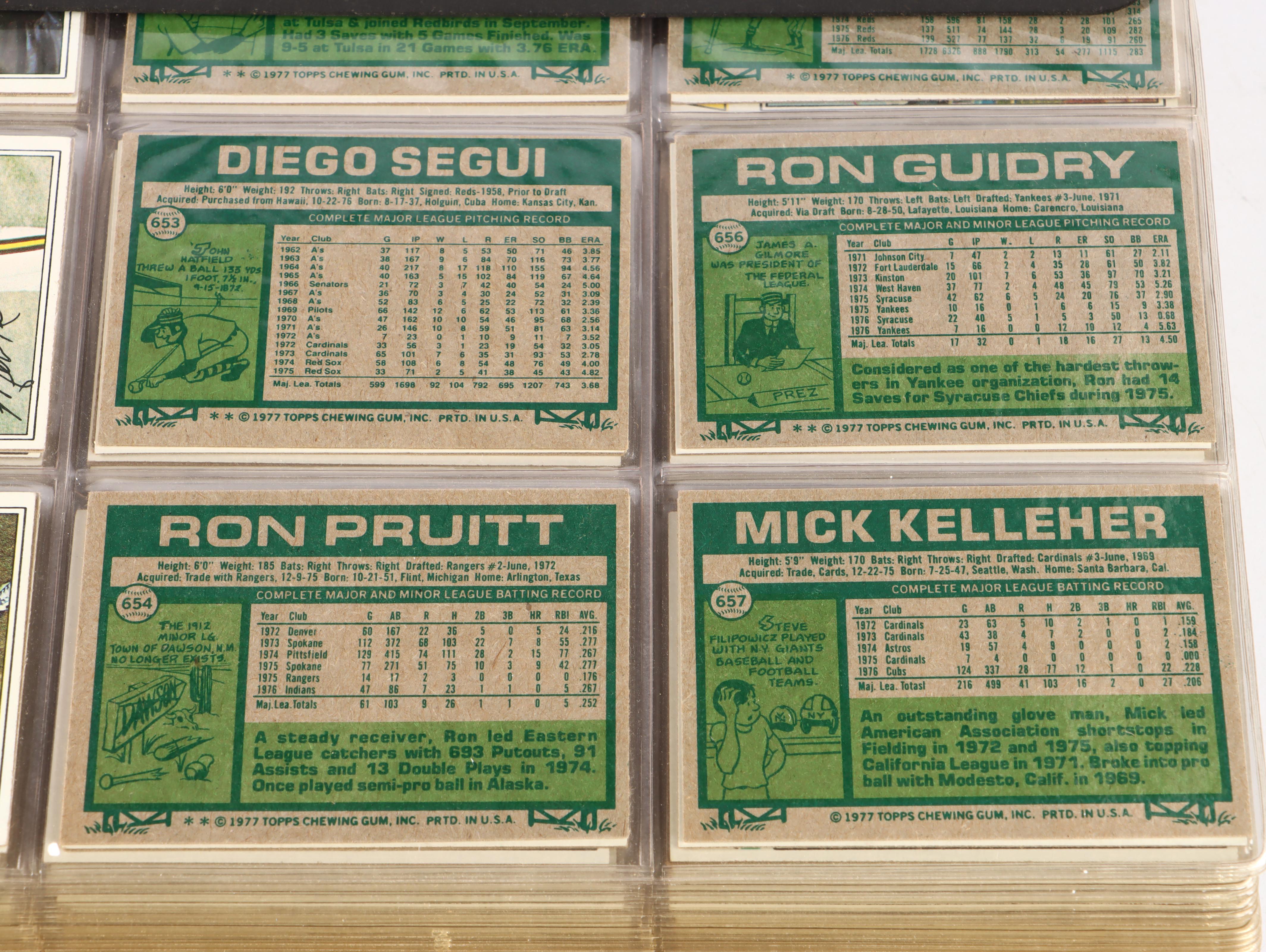 1977 Topps Baseball Card Set Featuring Andre Dawson and Dale Murphy Rookies