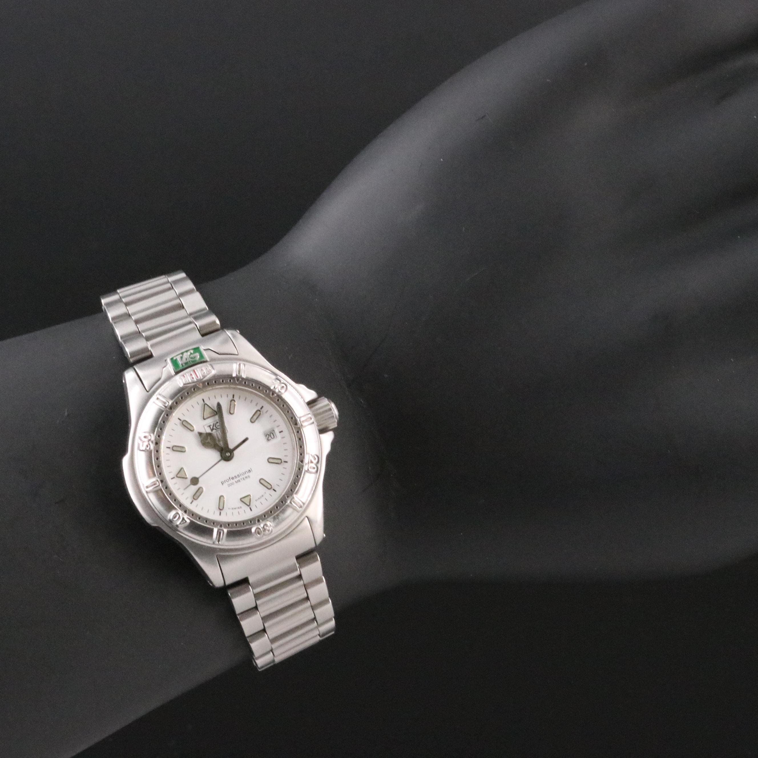 TAG Heuer 4000 Series WF1412-0 White 28mm Steel Quartz Watch