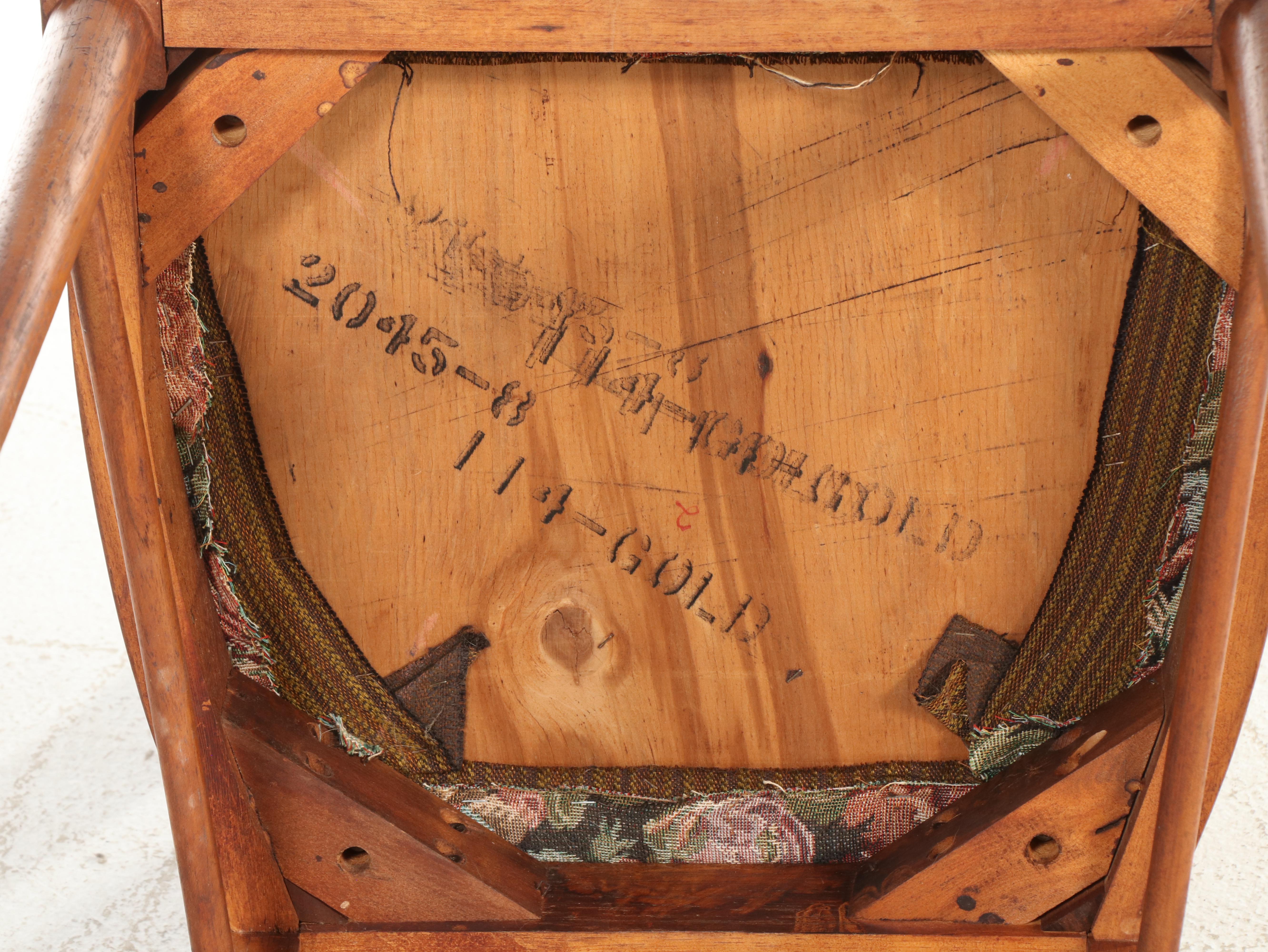 Mid Century Modern Walnut Dining Table and Eight Dining Chairs