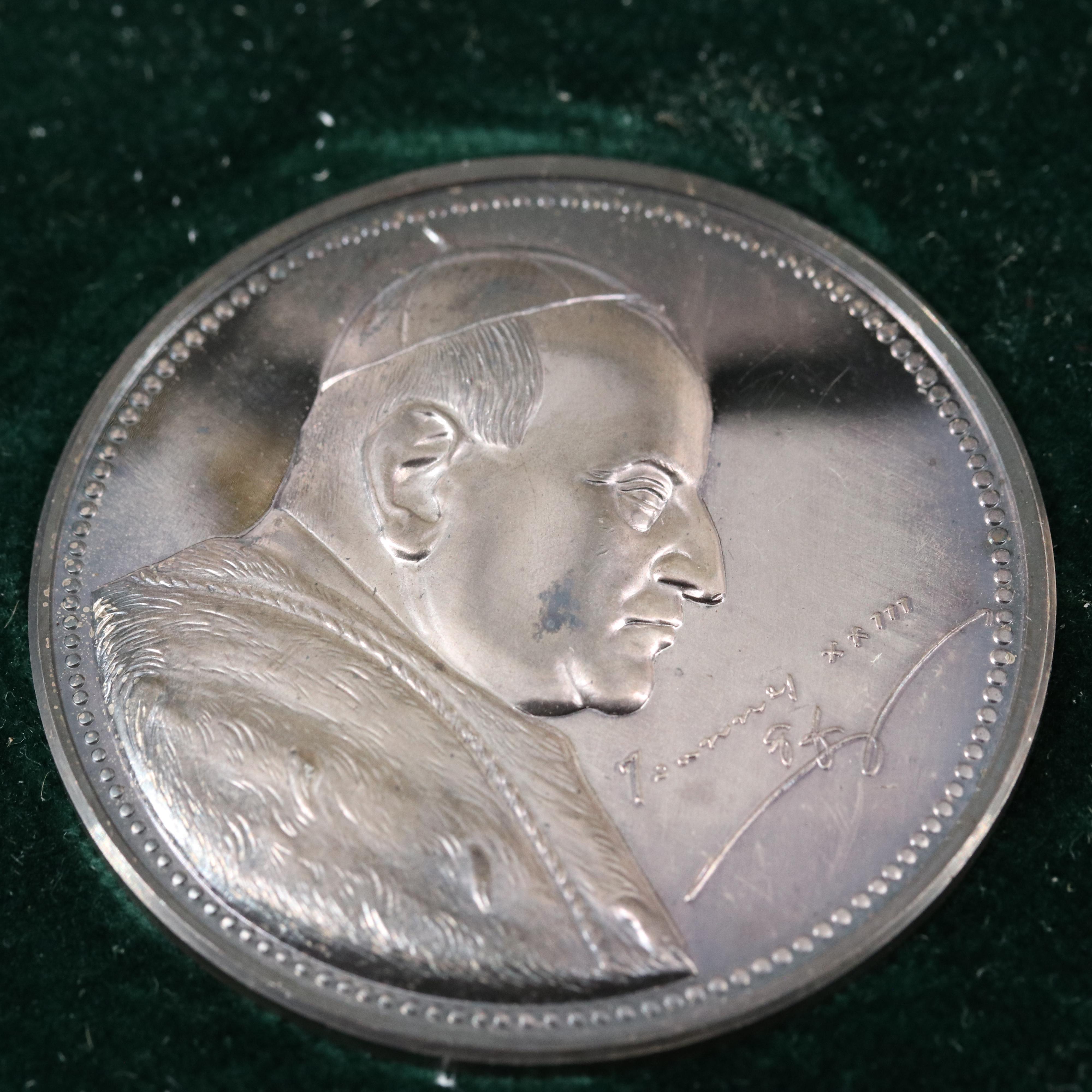 1963 Pope John XXIII Three Medal Commemorative Set Including Gold Medal