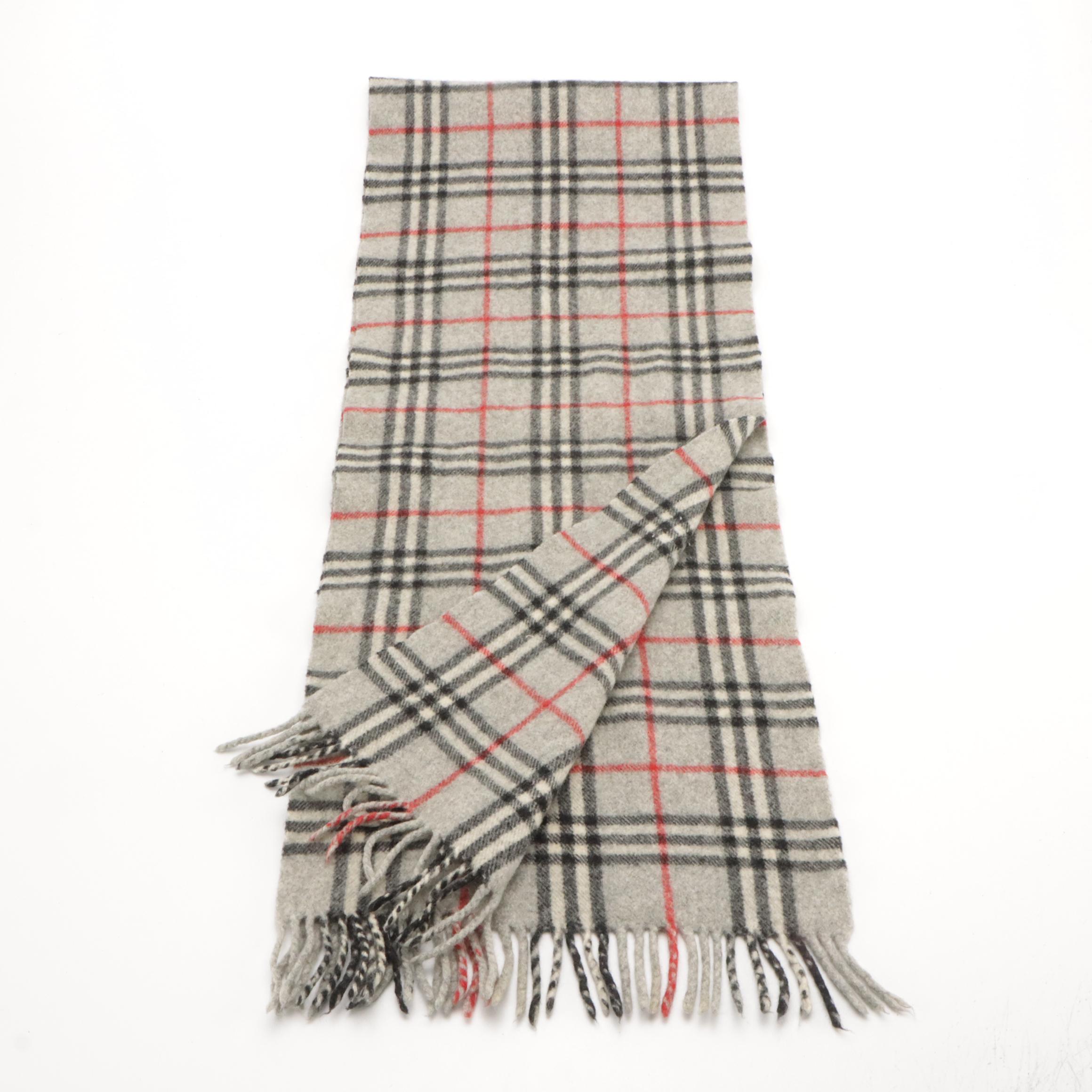 Burberrys of London Lambswool Fringed Scarf in Grey Housecheck