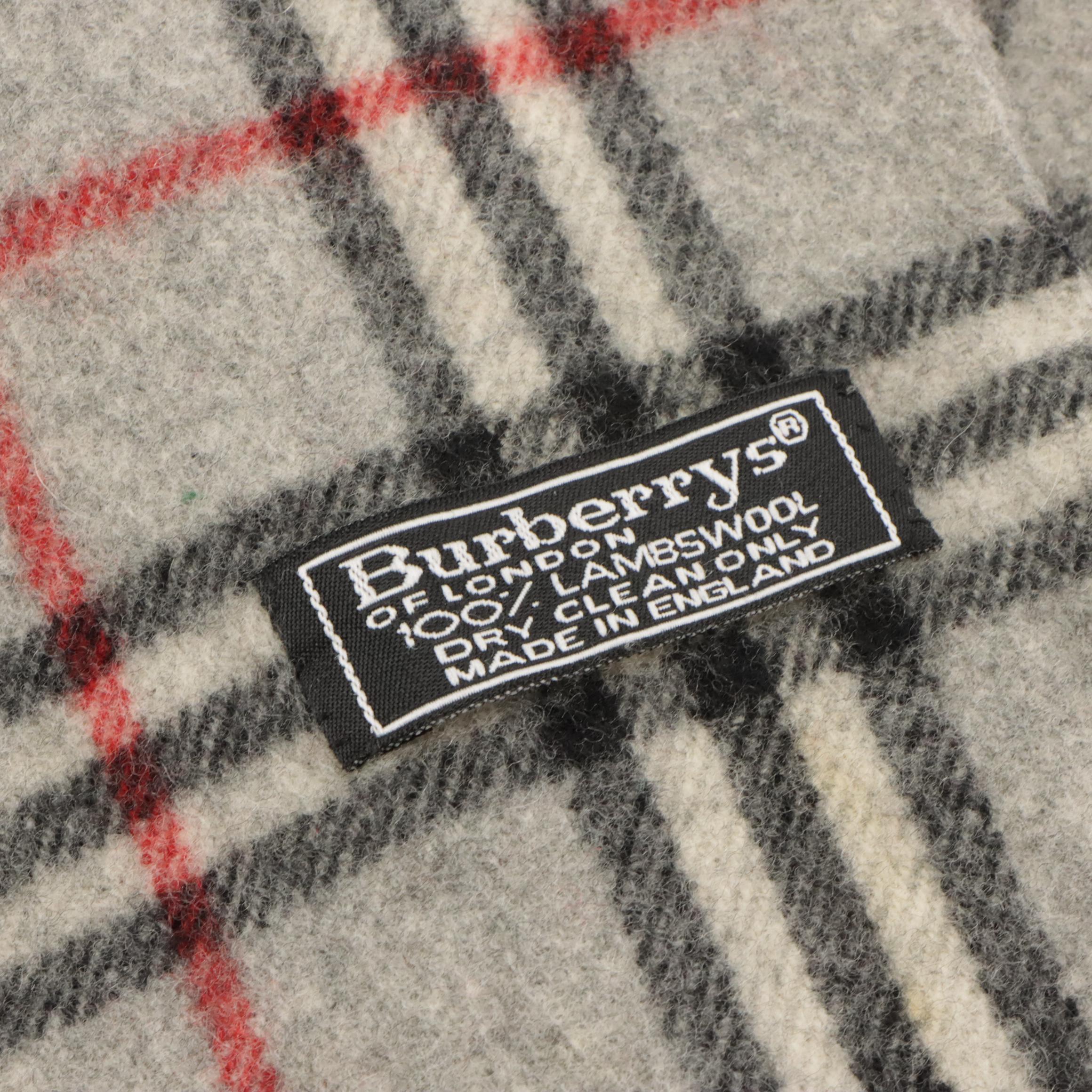 Burberrys of London Lambswool Fringed Scarf in Grey Housecheck