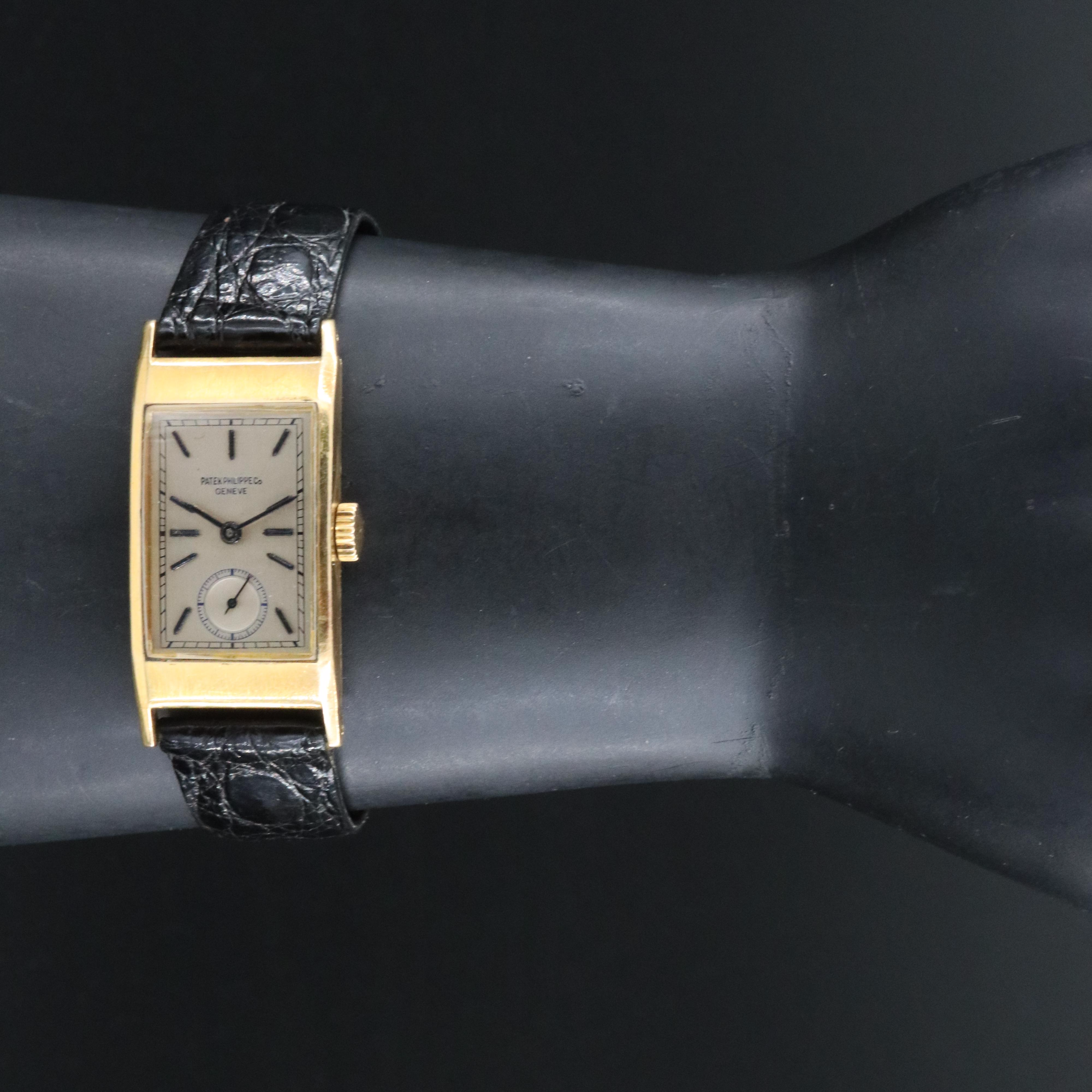 18K Vintage 1940’s Patek Philippe "Tegolino" Manual Wind Watch