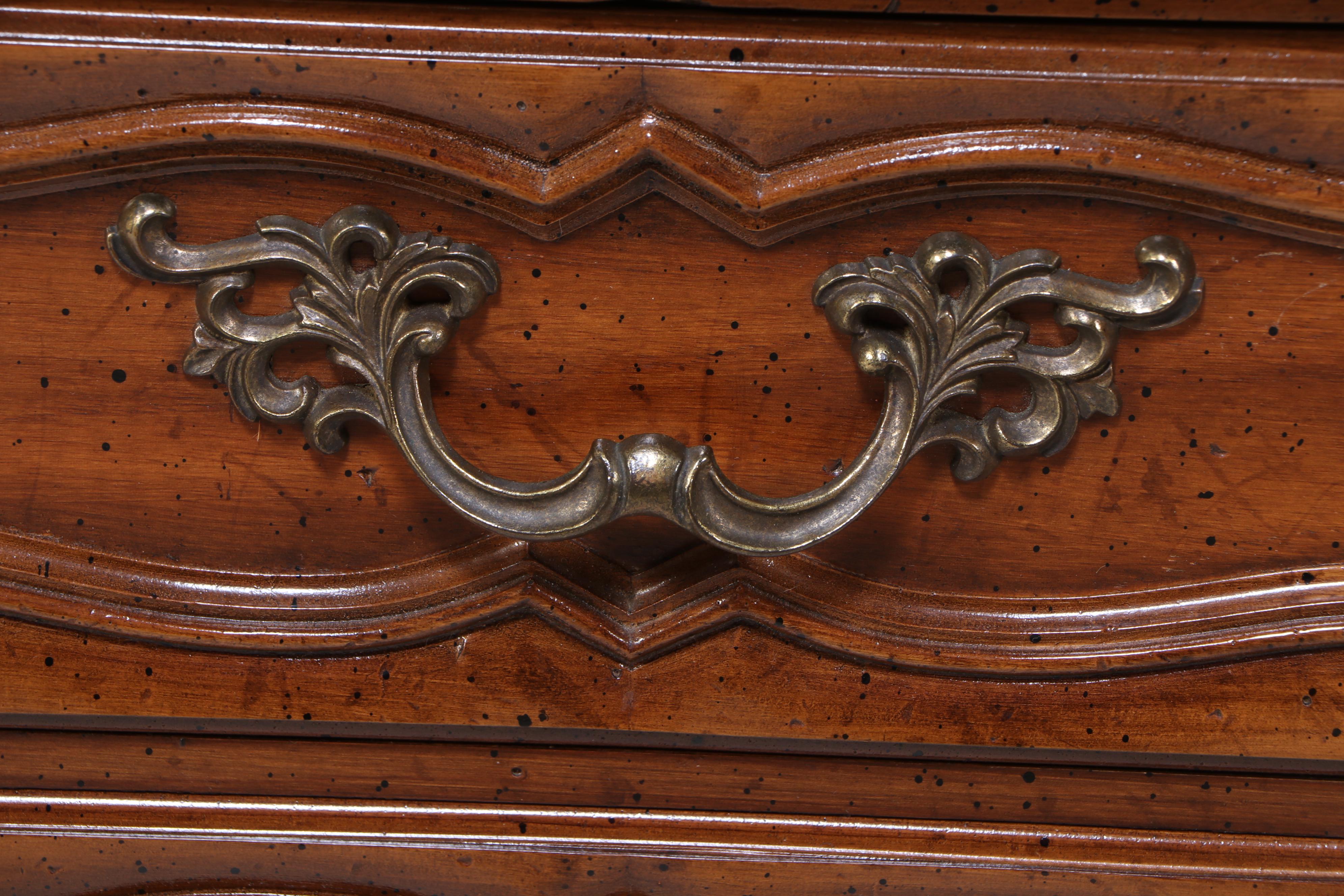 Weiman French Provincial Style Walnut Finish Side Table, Mid to Late 20th C.
