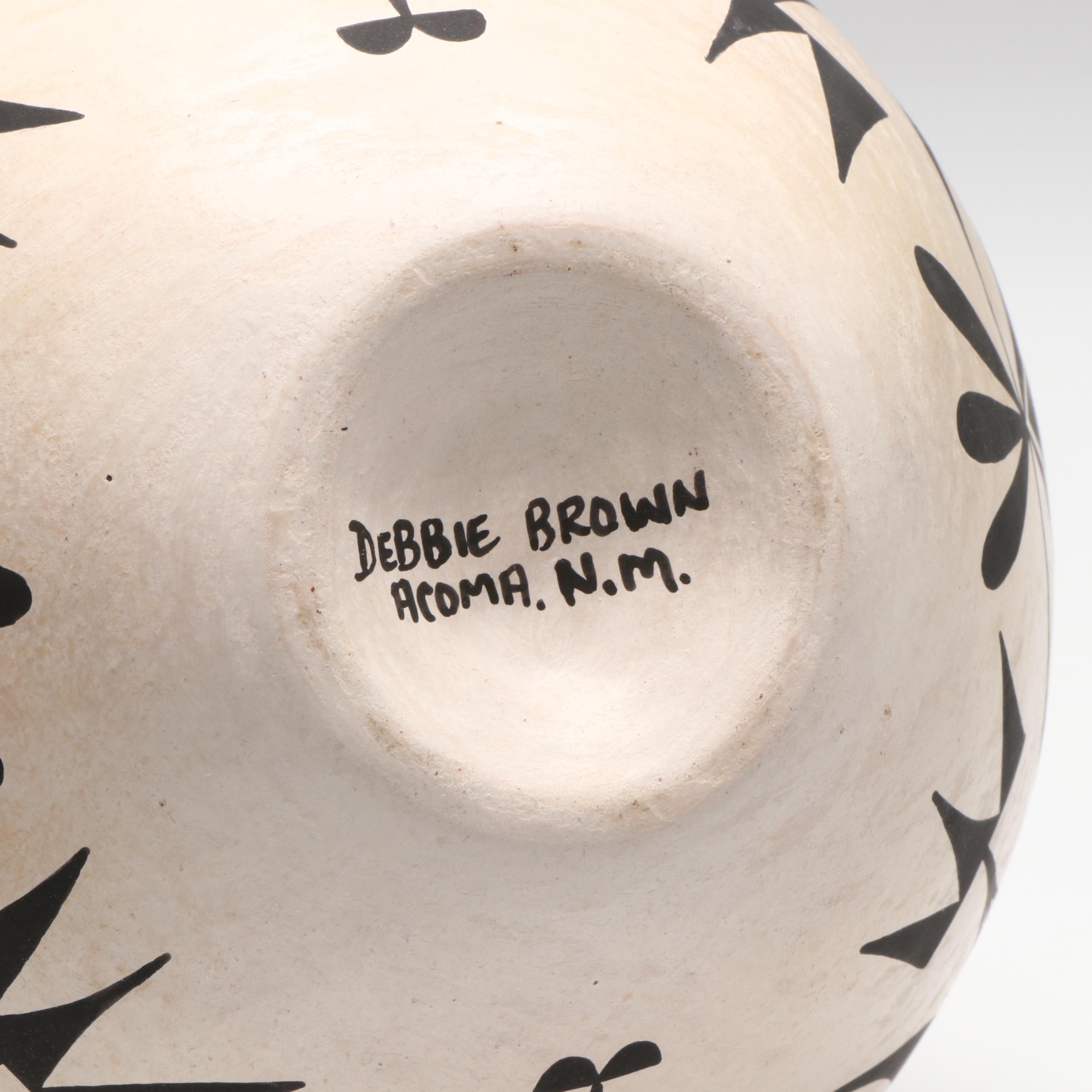 Debbie Brown Acoma Pottery Wedding Vase with Heartline Bear