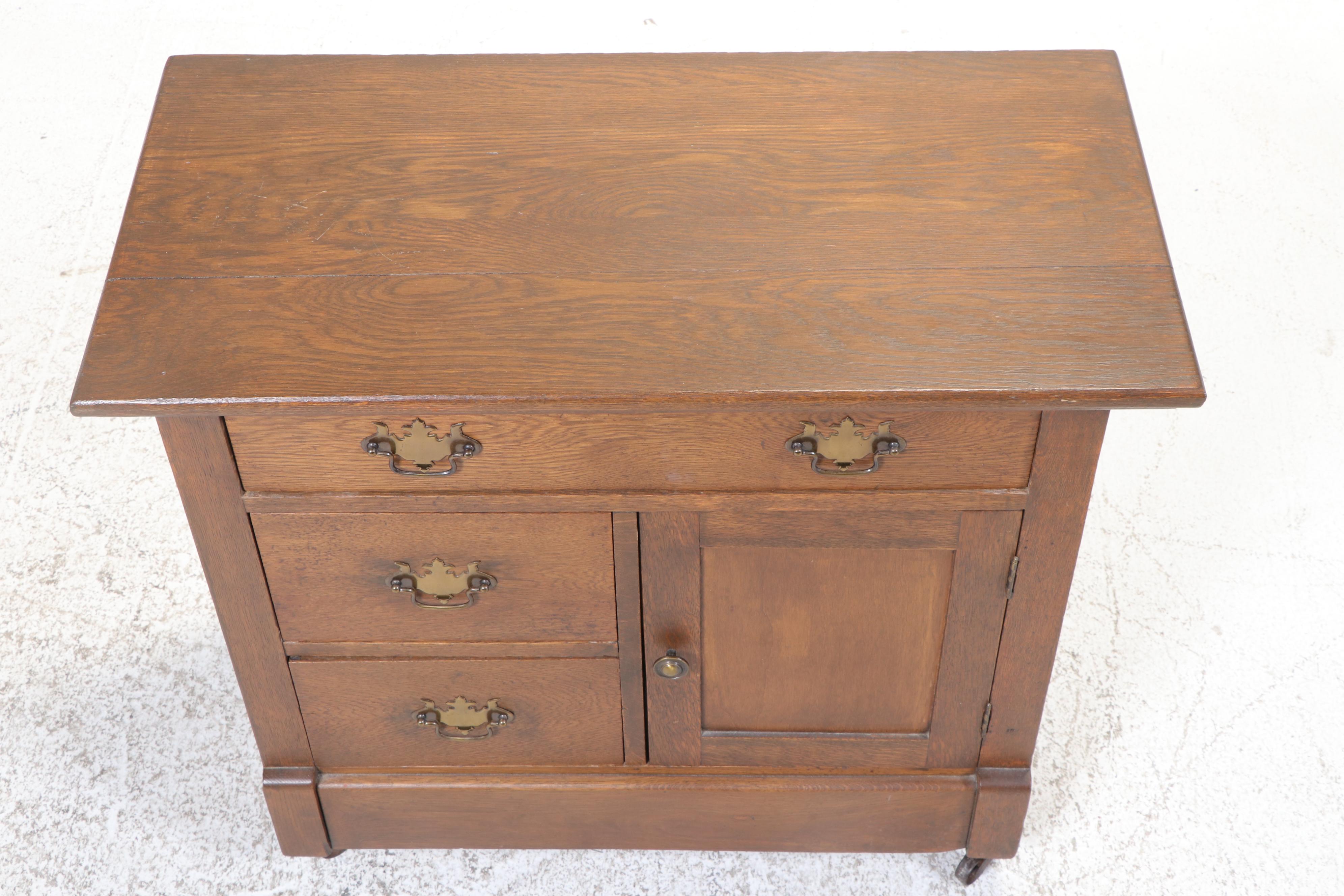 Victorian Oak Washstand, Late 19th Century