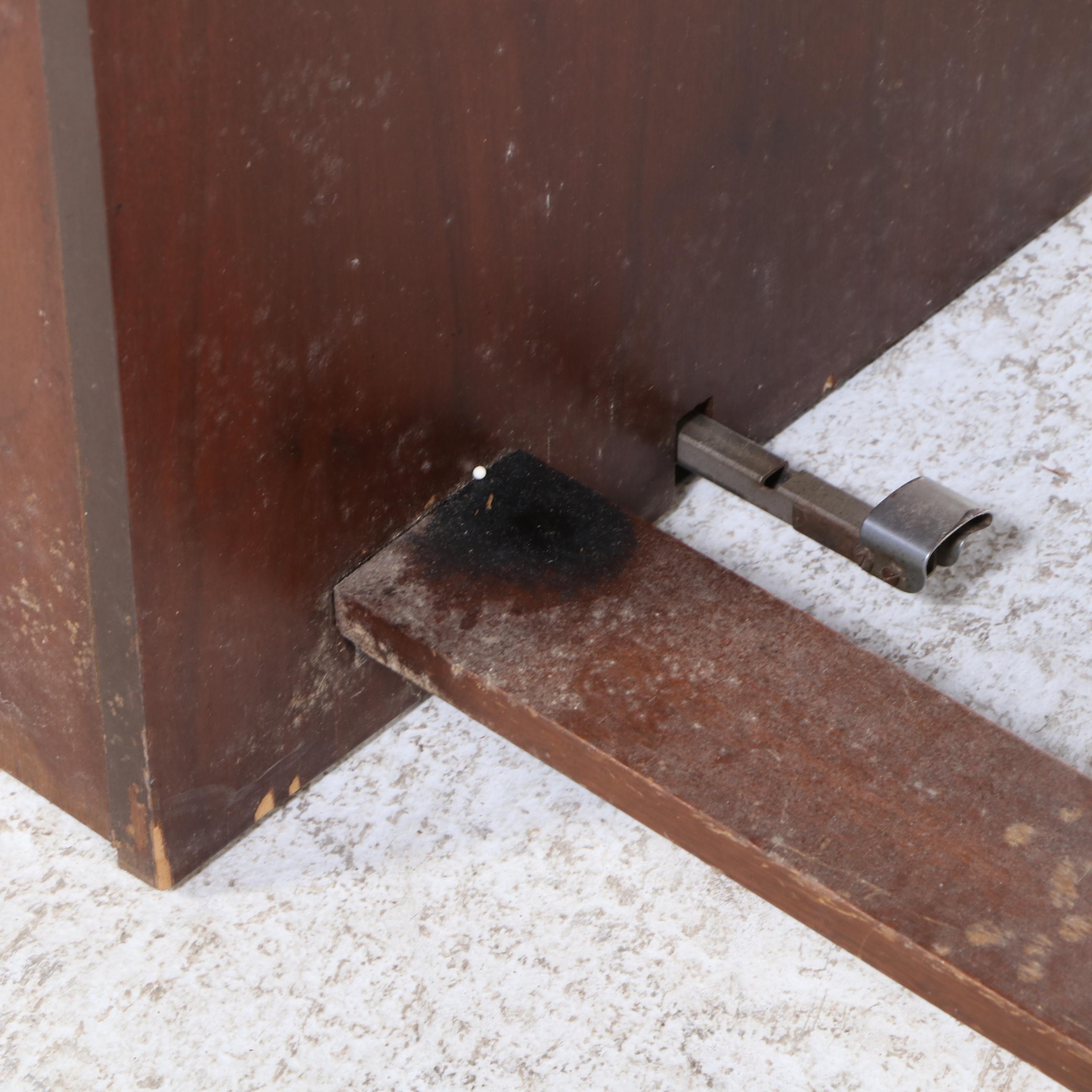 Singer Sewing Machine Model 15. and Table with Chair, 1950