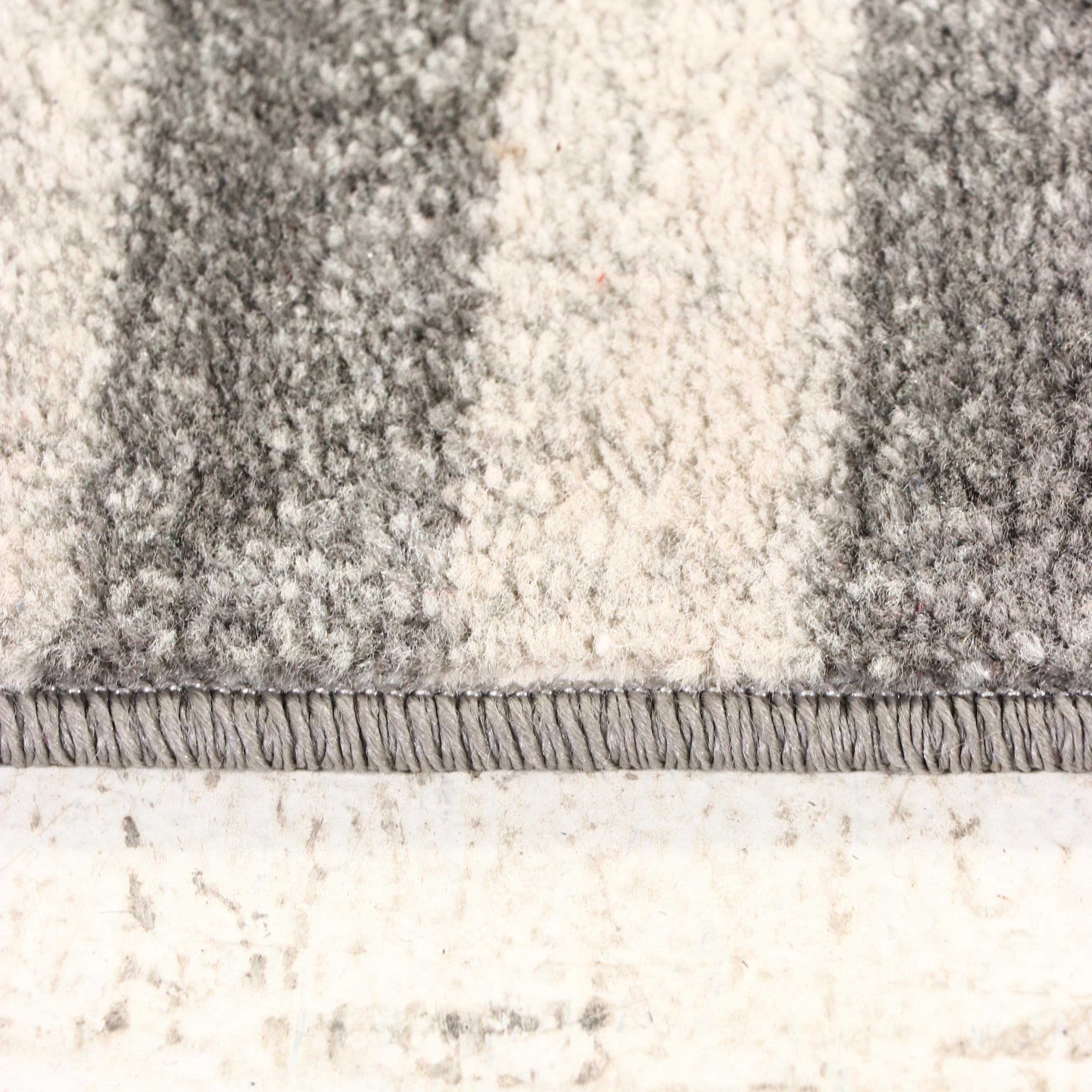 5'3 x 7'7 Machine Made Contemporary Striped Area Rug