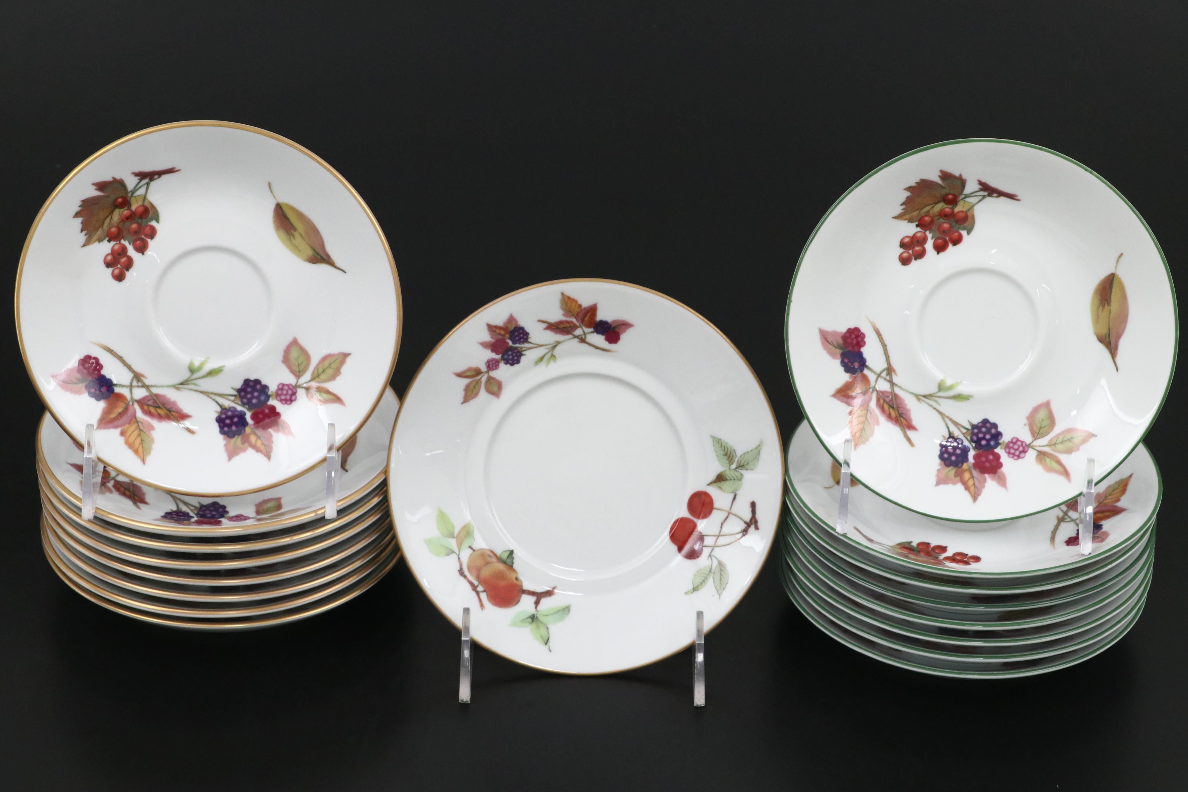 Royal Worcester "Evesham" with "Evesham Vale" Dinnerware and Serving Pieces