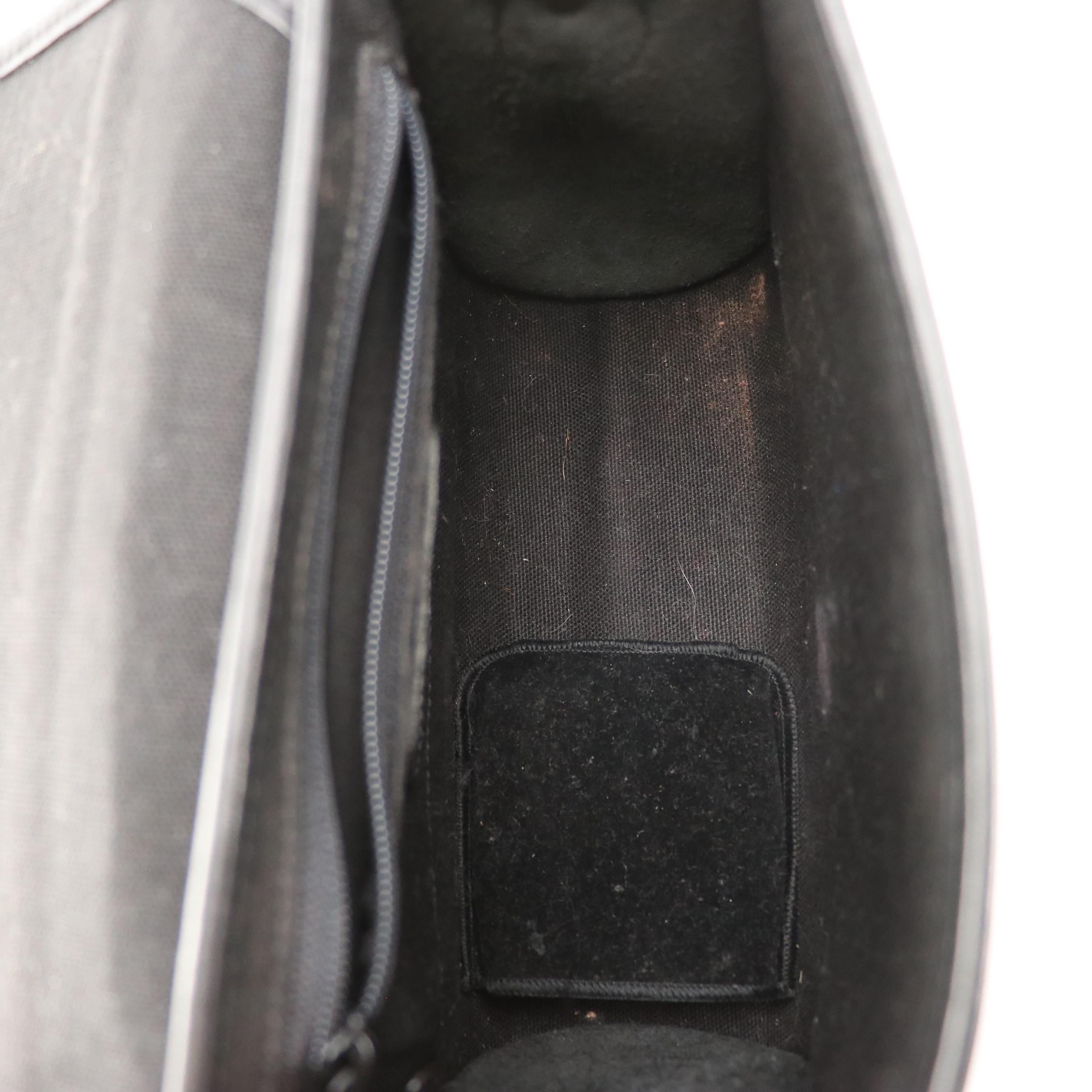 Brighton "Alice" & "Alanis" Flip-Flops with Croc Embossed Leather Crossbody Bag