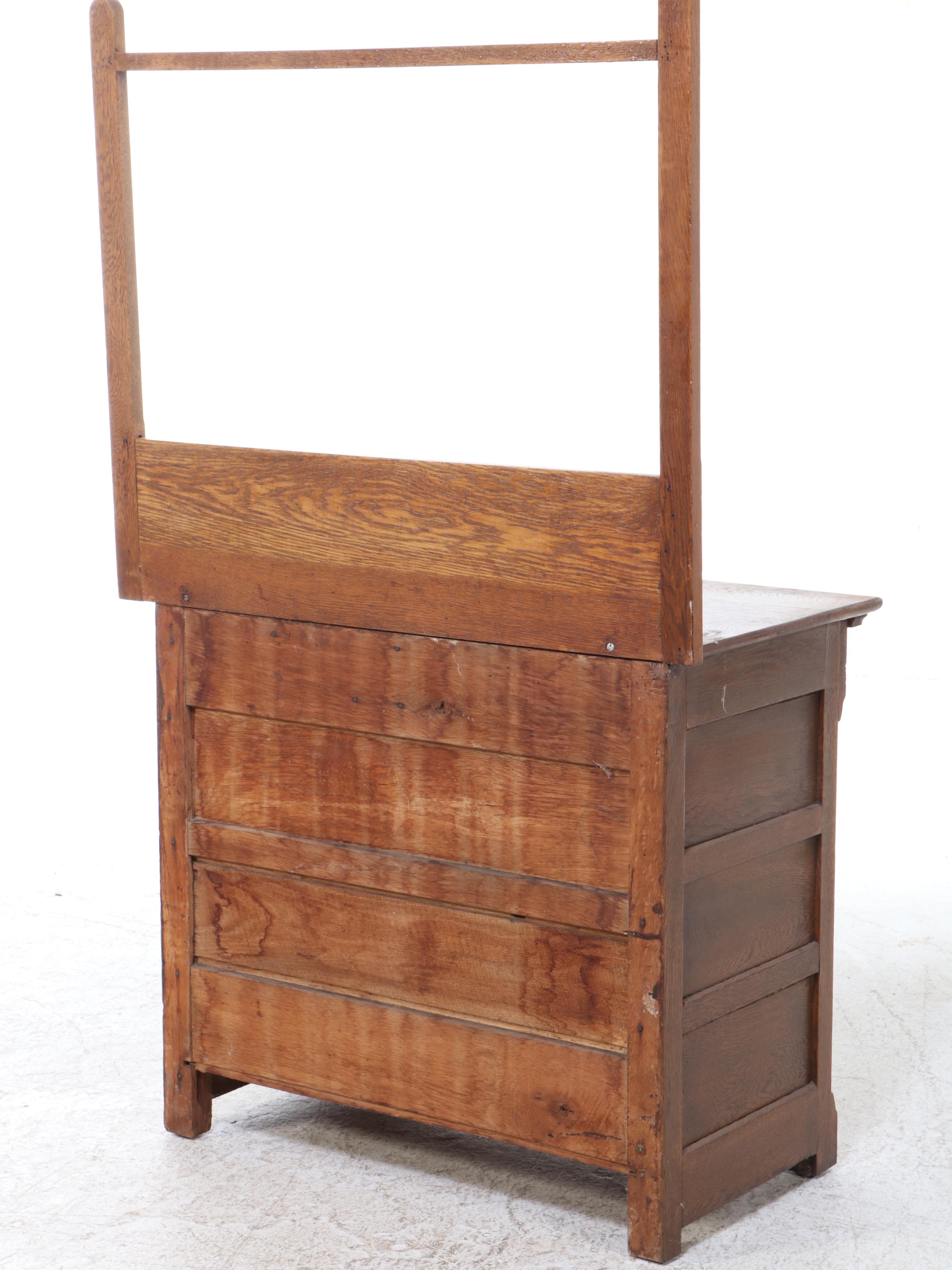 Late Victorian Quartersawn Oak Washstand with Towel Bar, Circa 1900