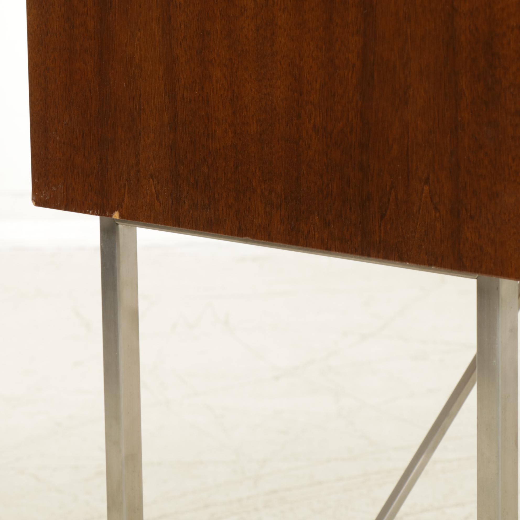 Giorgio Soressi for Malerba "5th Avenue" Modernist Lacquered Wood Bar Cabinet