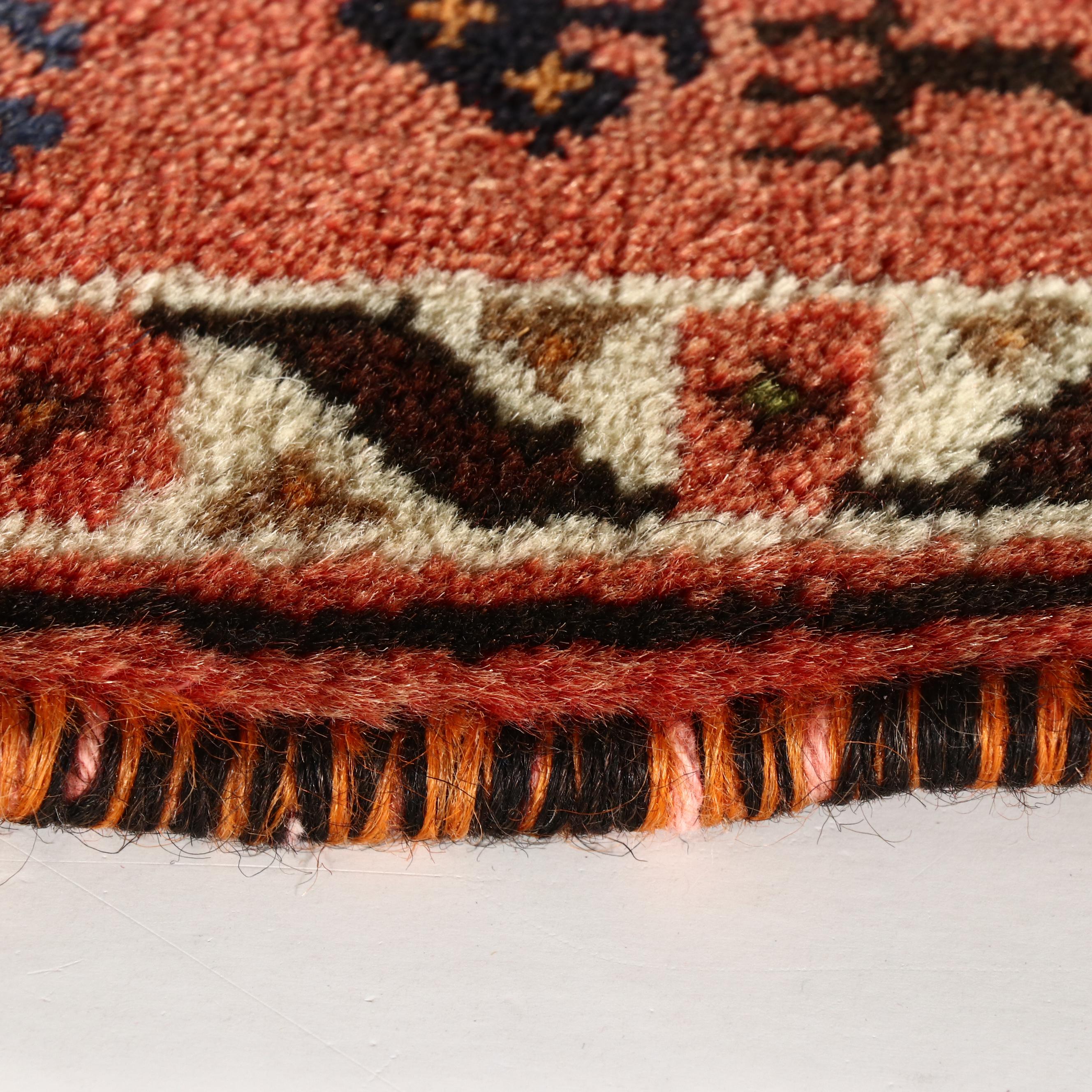 2'2 x 2'2 Hand-Knotted Northwest Persian Pictorial Accent Rug