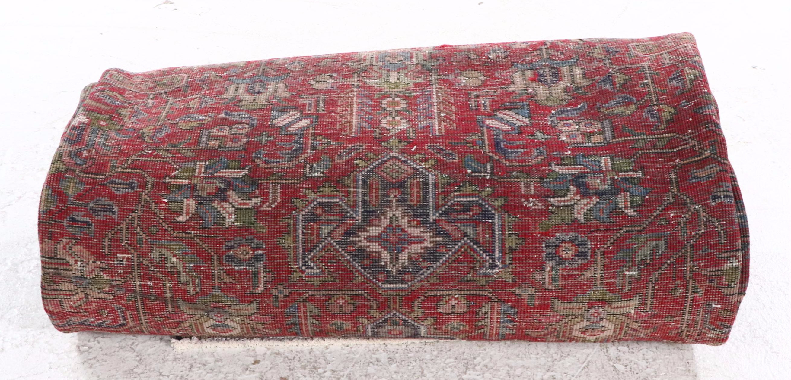 9'6 x 12'5 Hand-Knotted Persian Heriz Room Sized Rug