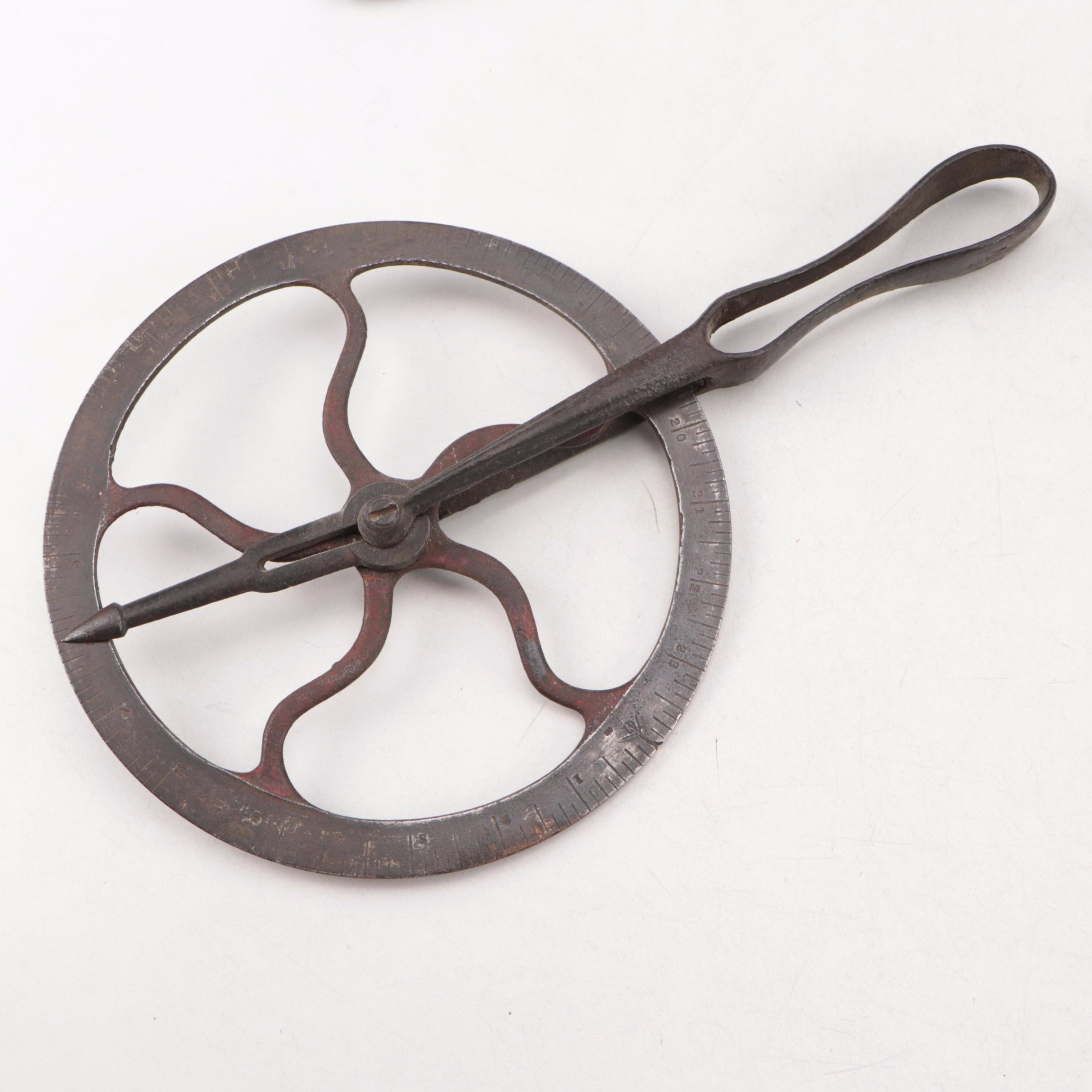 Cast Iron Rolling Ruler with Multi-Angle Measuring Rulers and Level