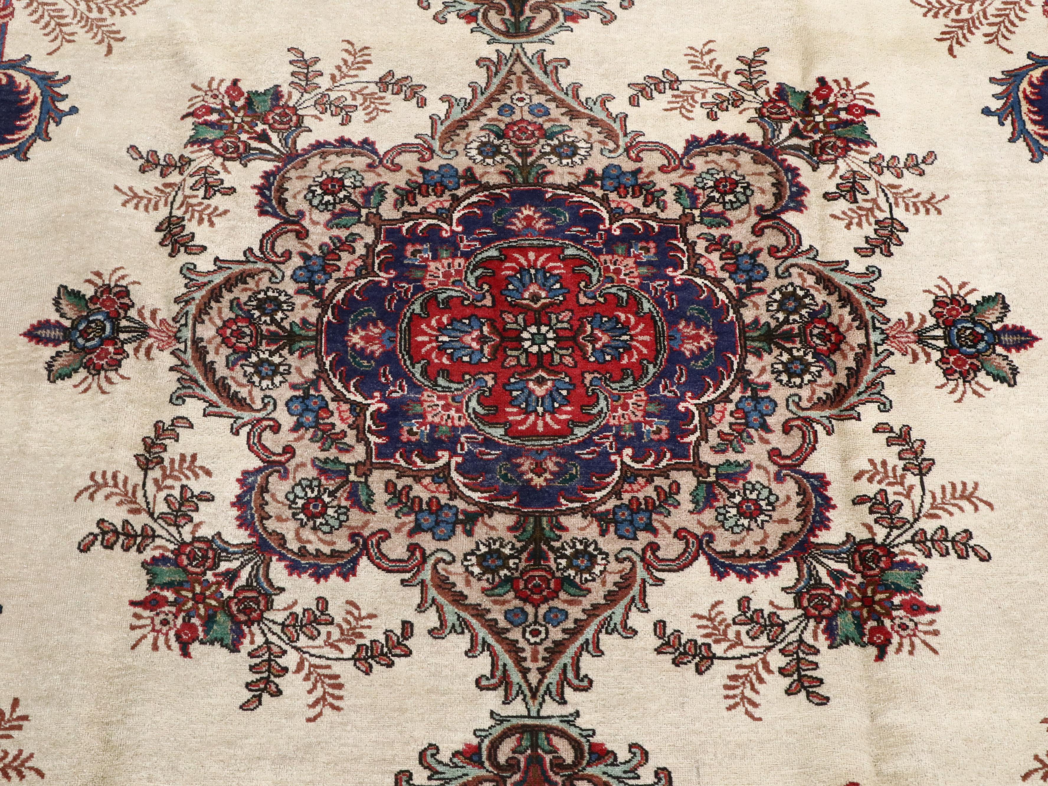 9'9 x 13'4 Hand-Knotted Persian Kashmar Room-Sized Rug
