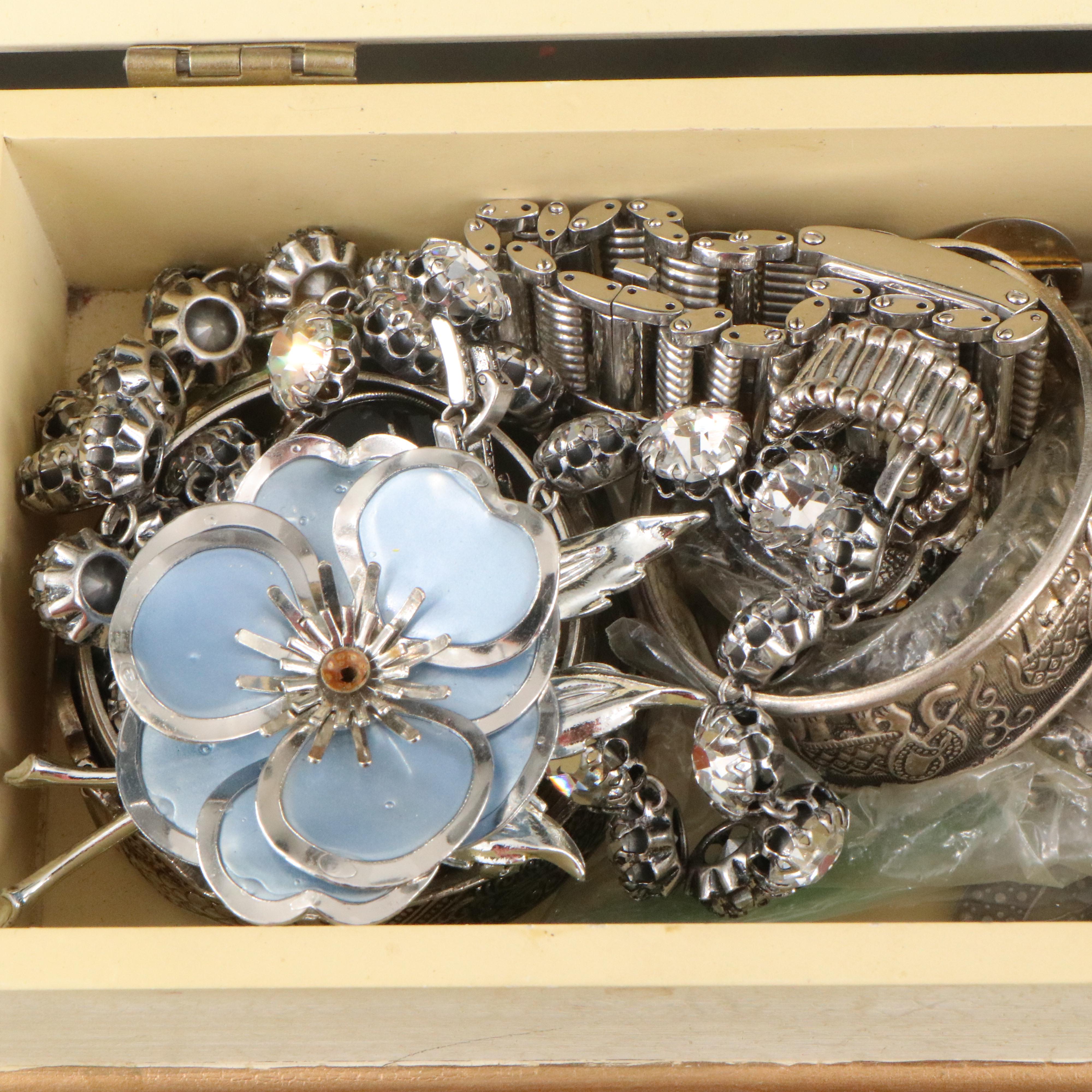 Uncommon Discoveries: Jewelry Collection