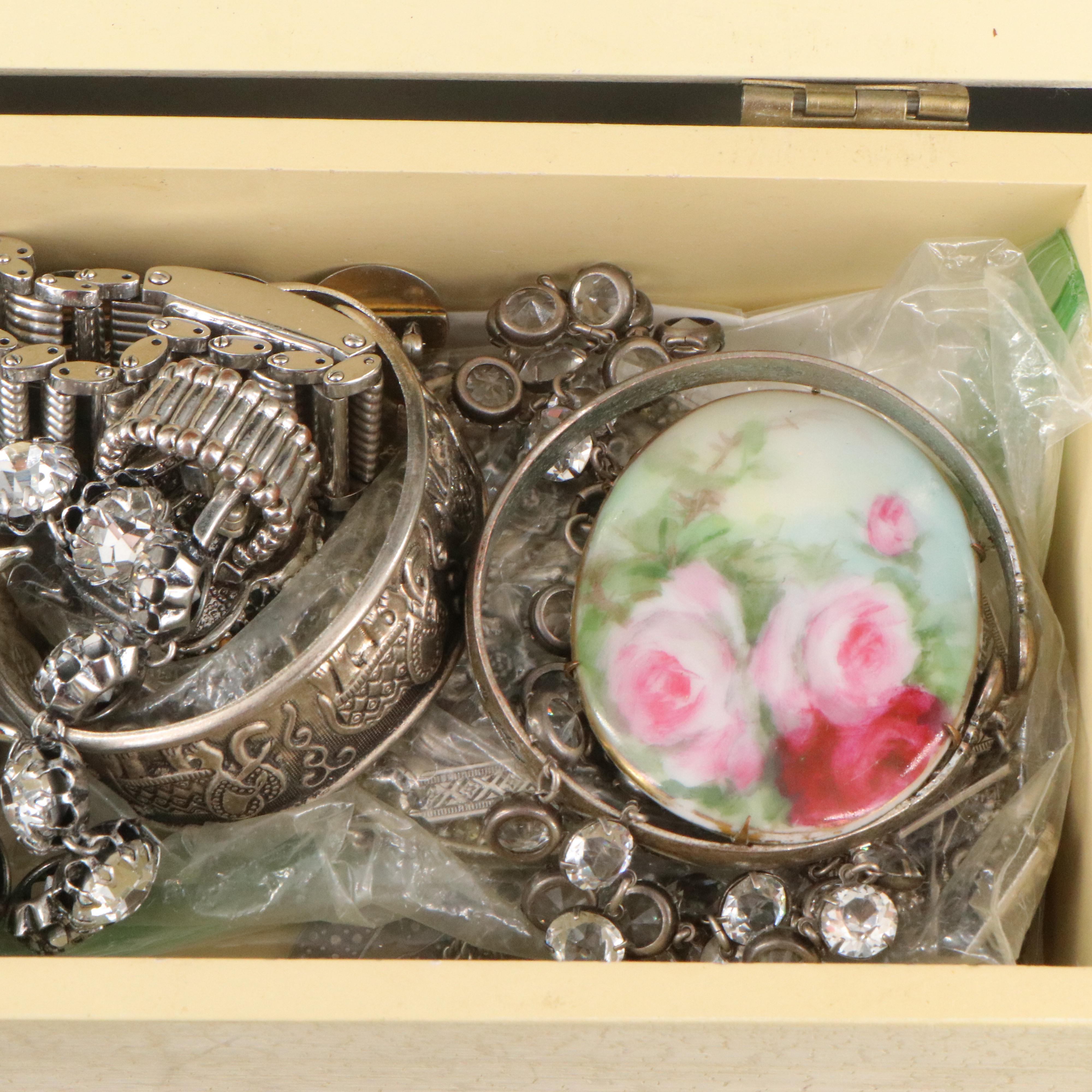 Uncommon Discoveries: Jewelry Collection